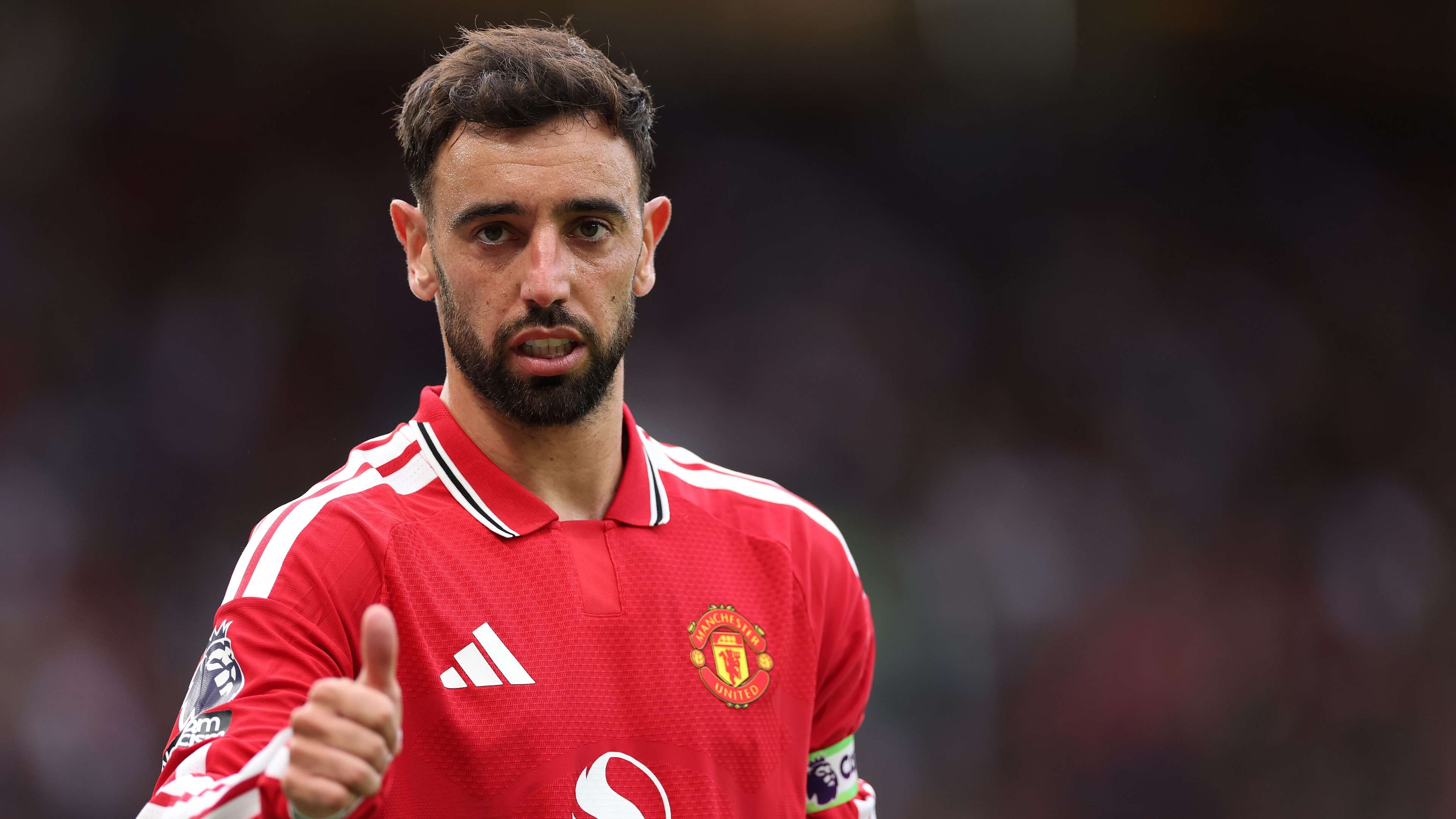 Manchester United Trigger Bruno Fernandes Extension Amid