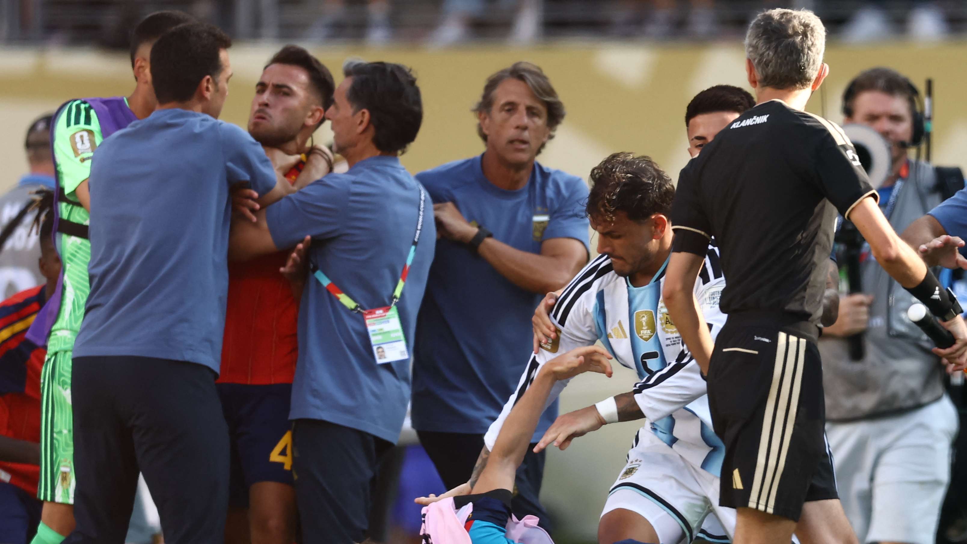 Ayala Apologizes for Olmo Confrontation After Spain's World