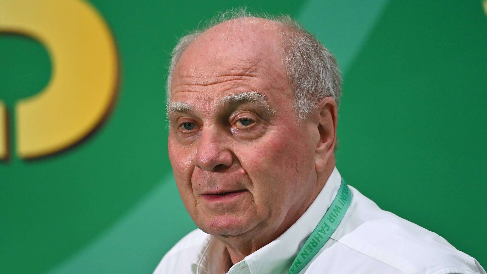 Hoeneß Hails Kane as Bayern's Best Ever Signing, Dismisses