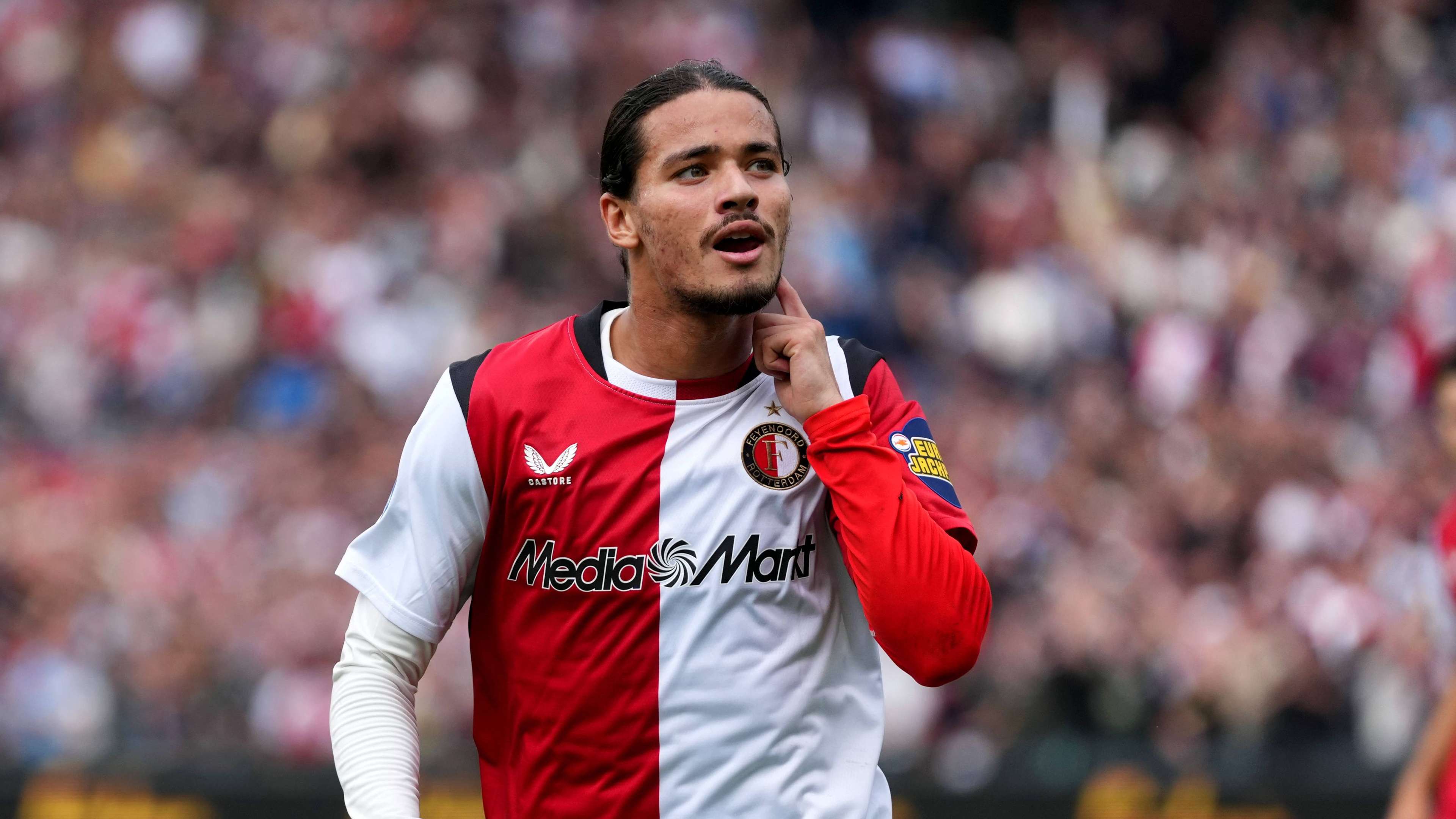 Van Bronckhorst: Hadj Moussa Likely to Stay at Feyenoord