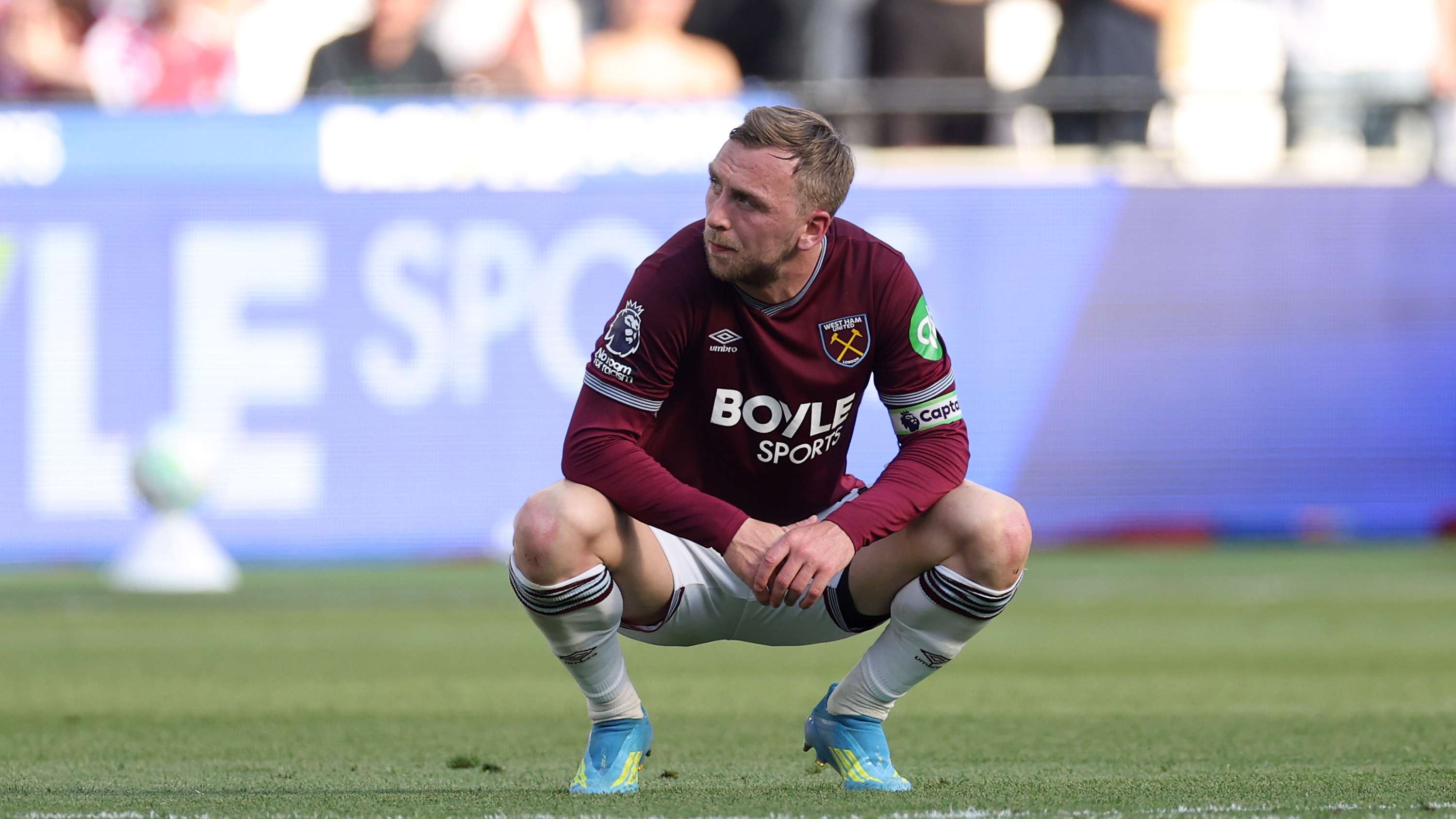 Jarrod Bowen Commits to West Ham Promotion Push After