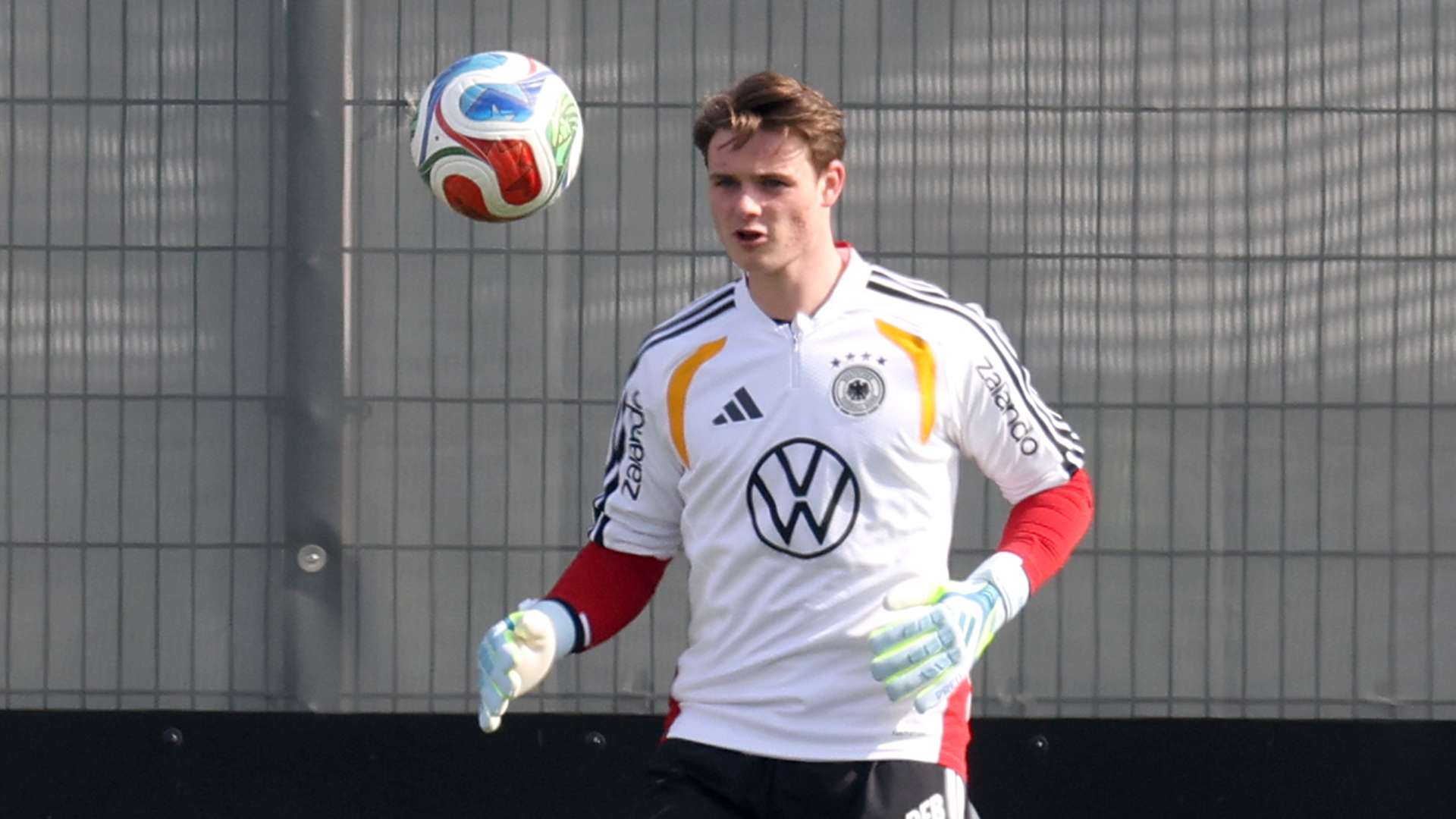 Nagelsmann Names Urbig in Germany World Cup Squad as