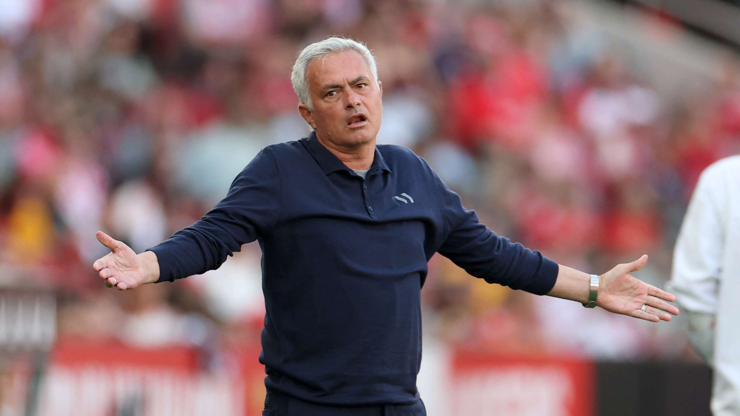 Sneijder Backs Mourinho as "Ideal" Choice to Manage Real