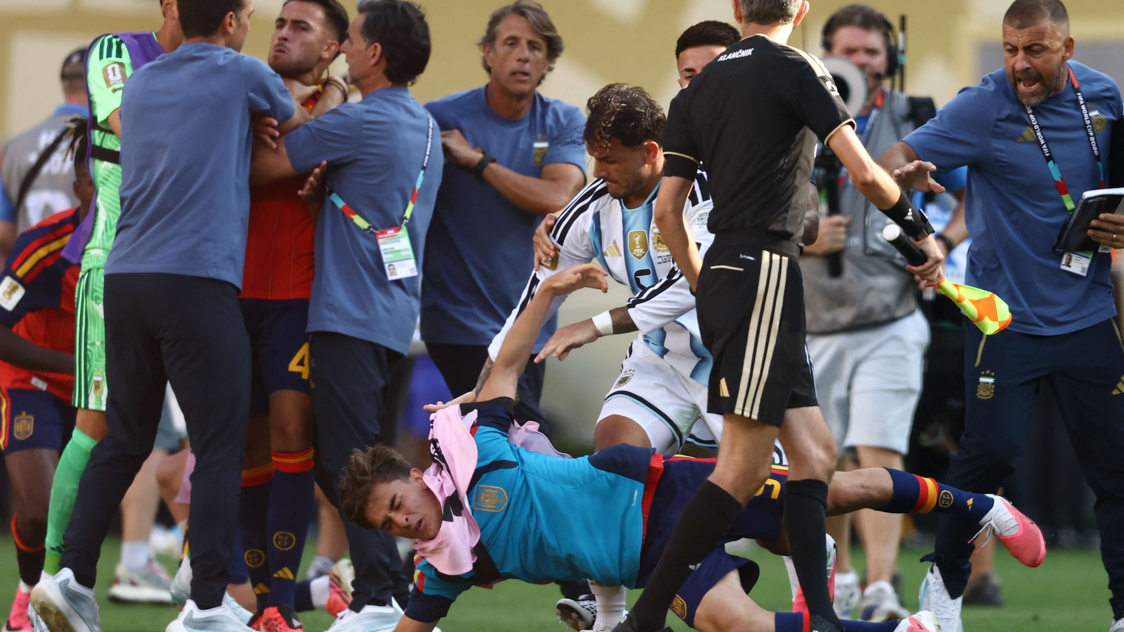 Gavi Dismisses Calls for Argentina Suspensions After World