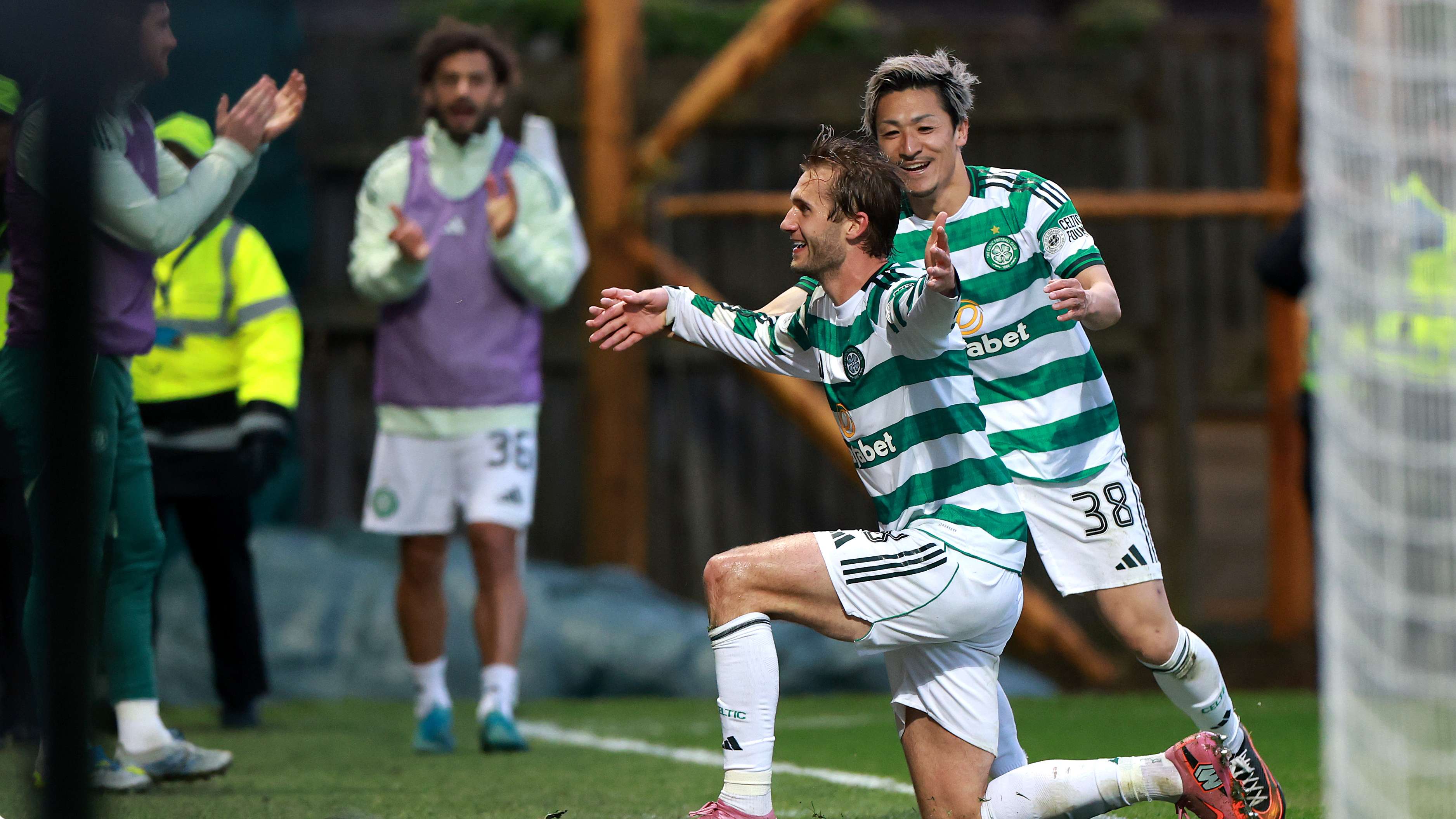 Celtic Beat Motherwell on Controversial Penalty; Hearts
