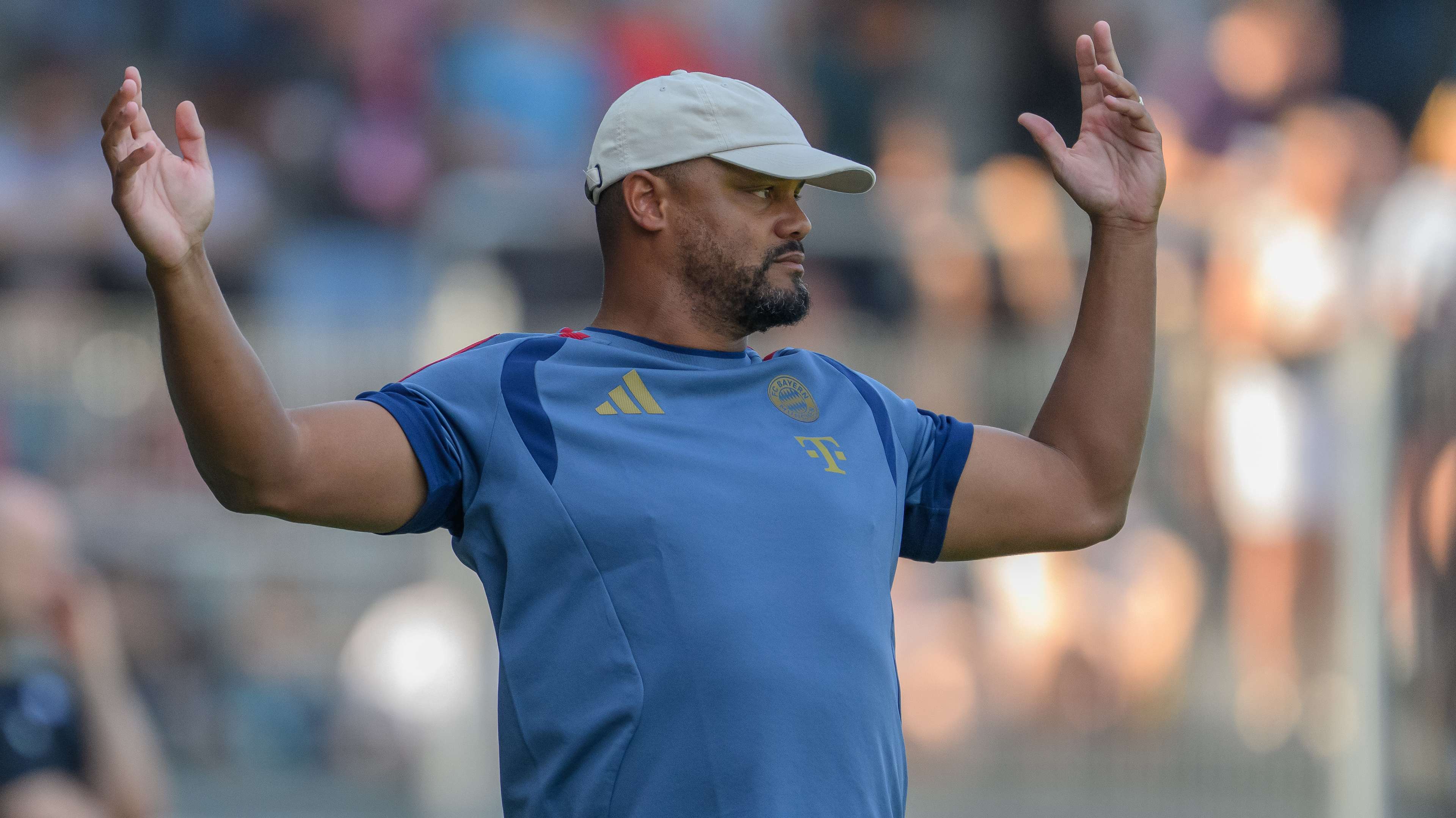 Al-Hilal Pursues Luis Diaz with €25m Salary and €150m Offer