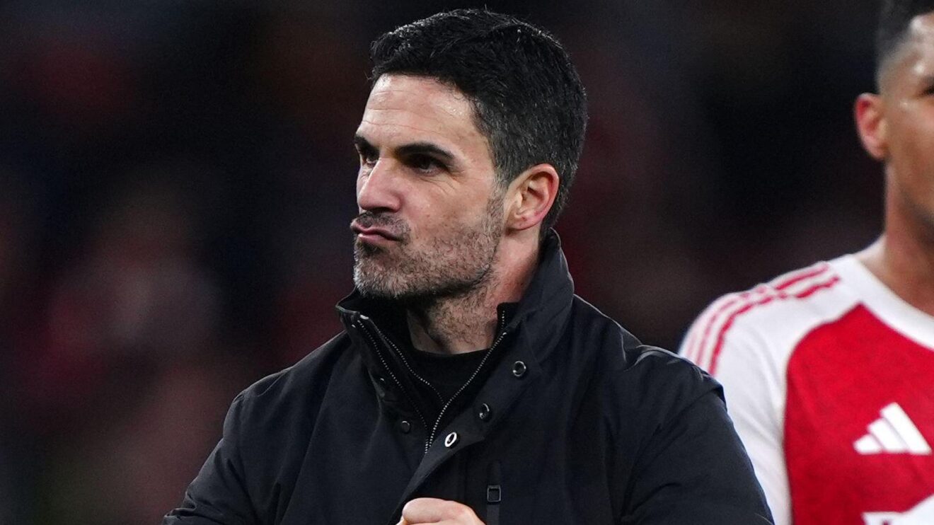 Arsenal to Sign Hincapie for £45m as Eight Players Face