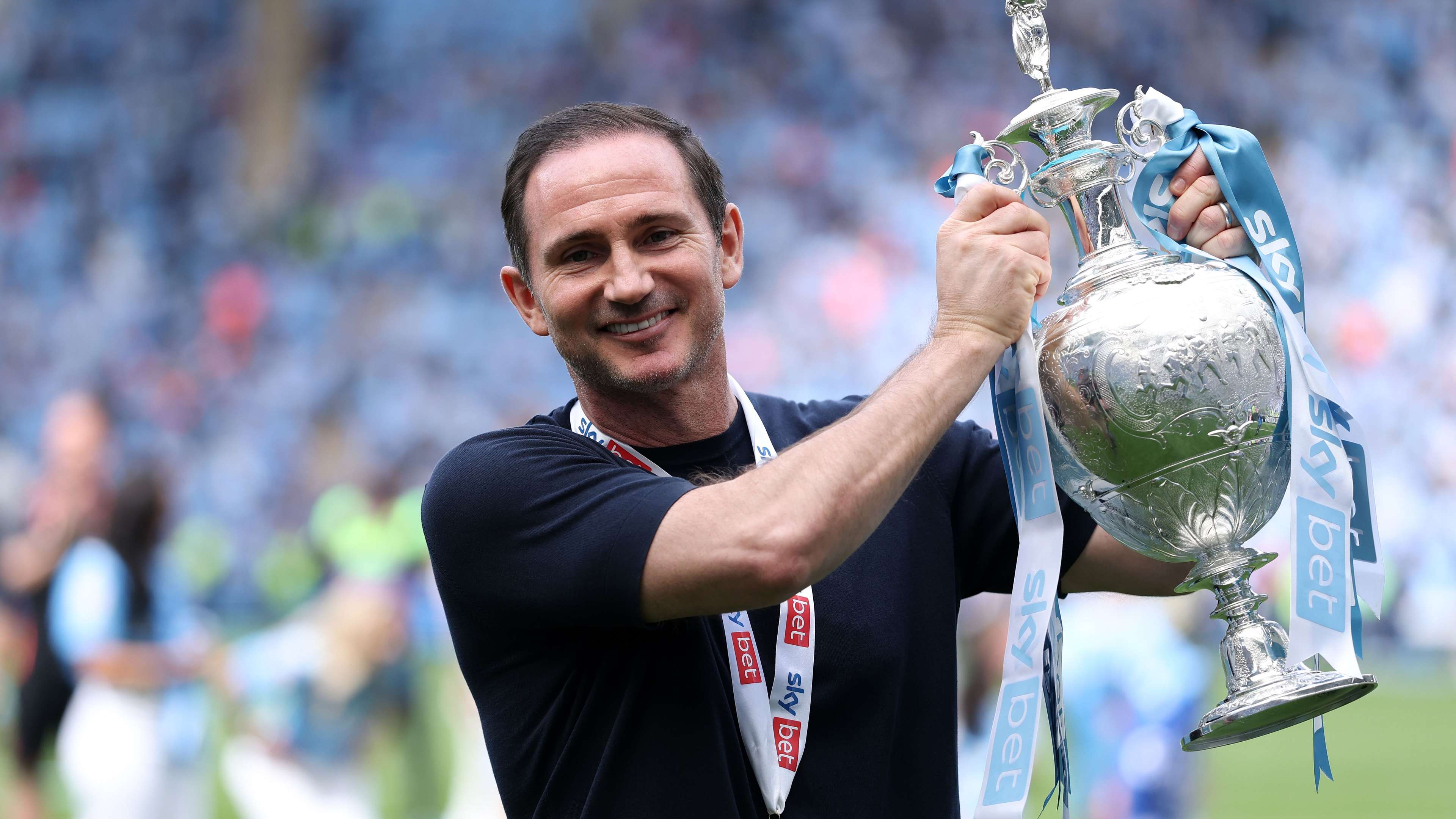 Frank Lampard Wins LMA Manager of the Year After Coventry's