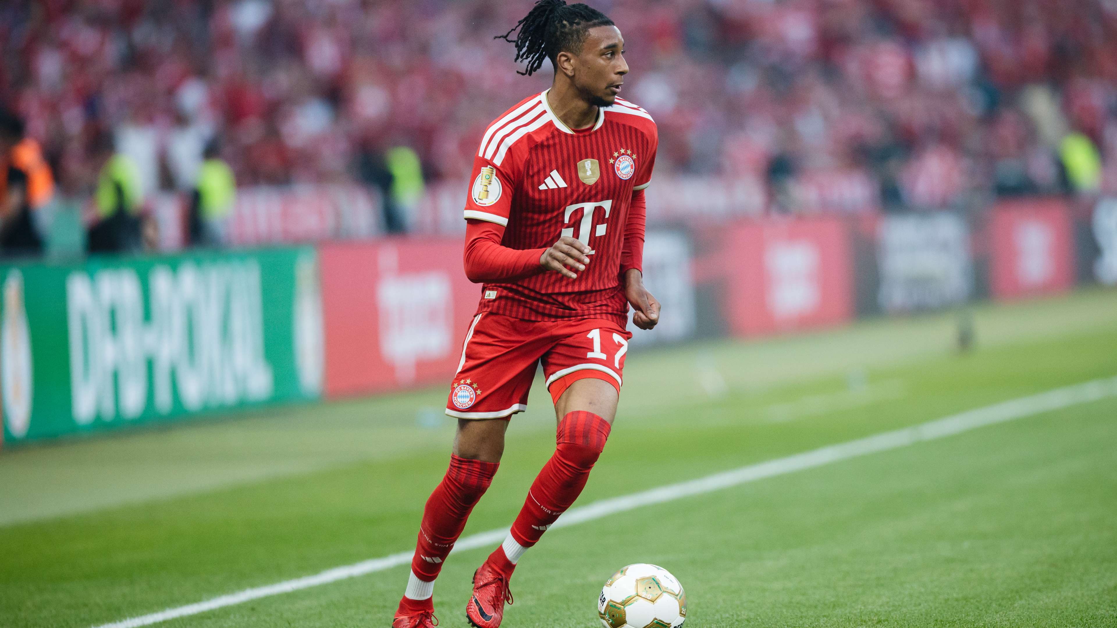 Olise Set to Leave Munich Home Amid Real Madrid Transfer