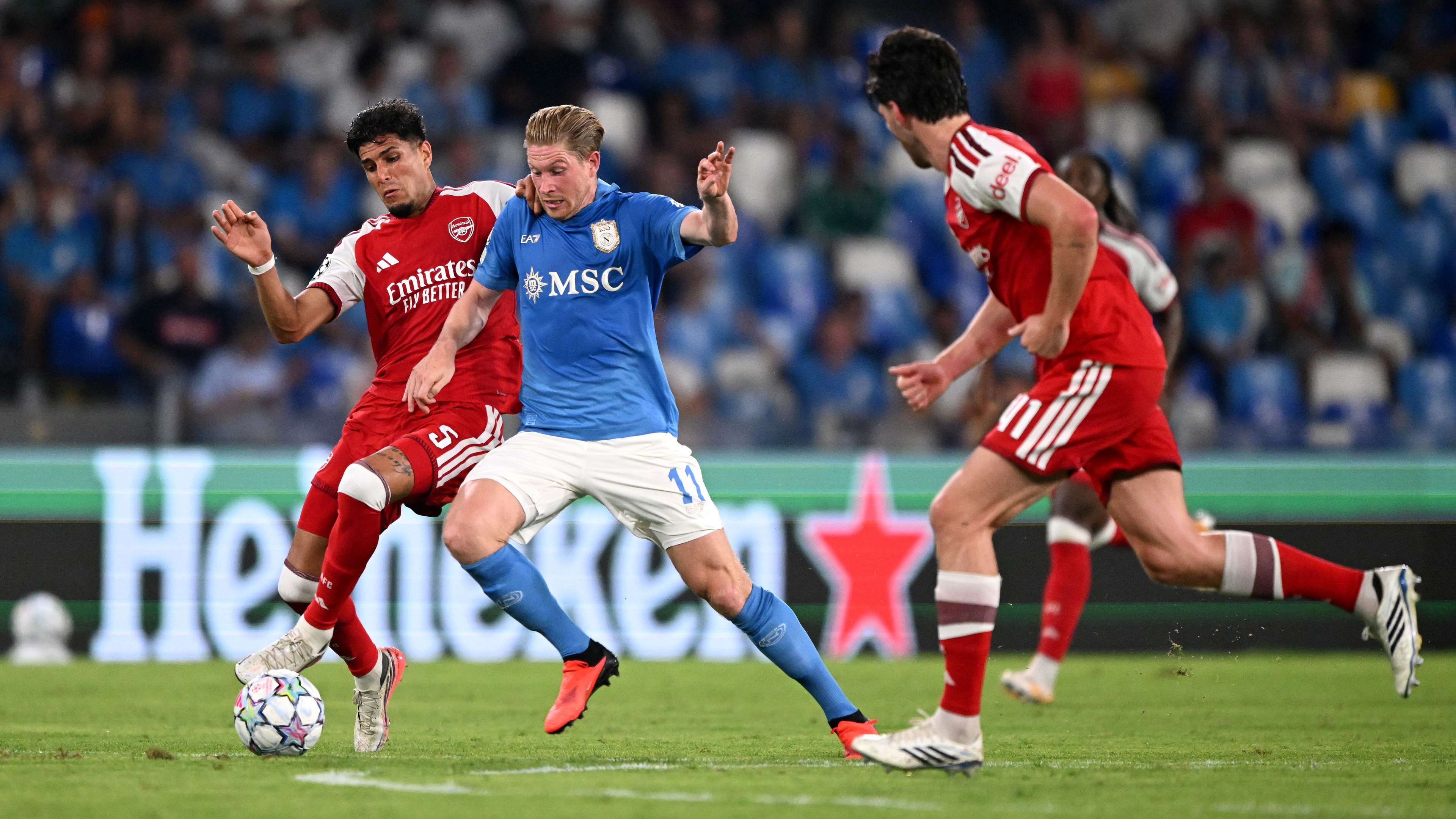 De Bruyne Hails Arsenal as "Best Team in the World" After