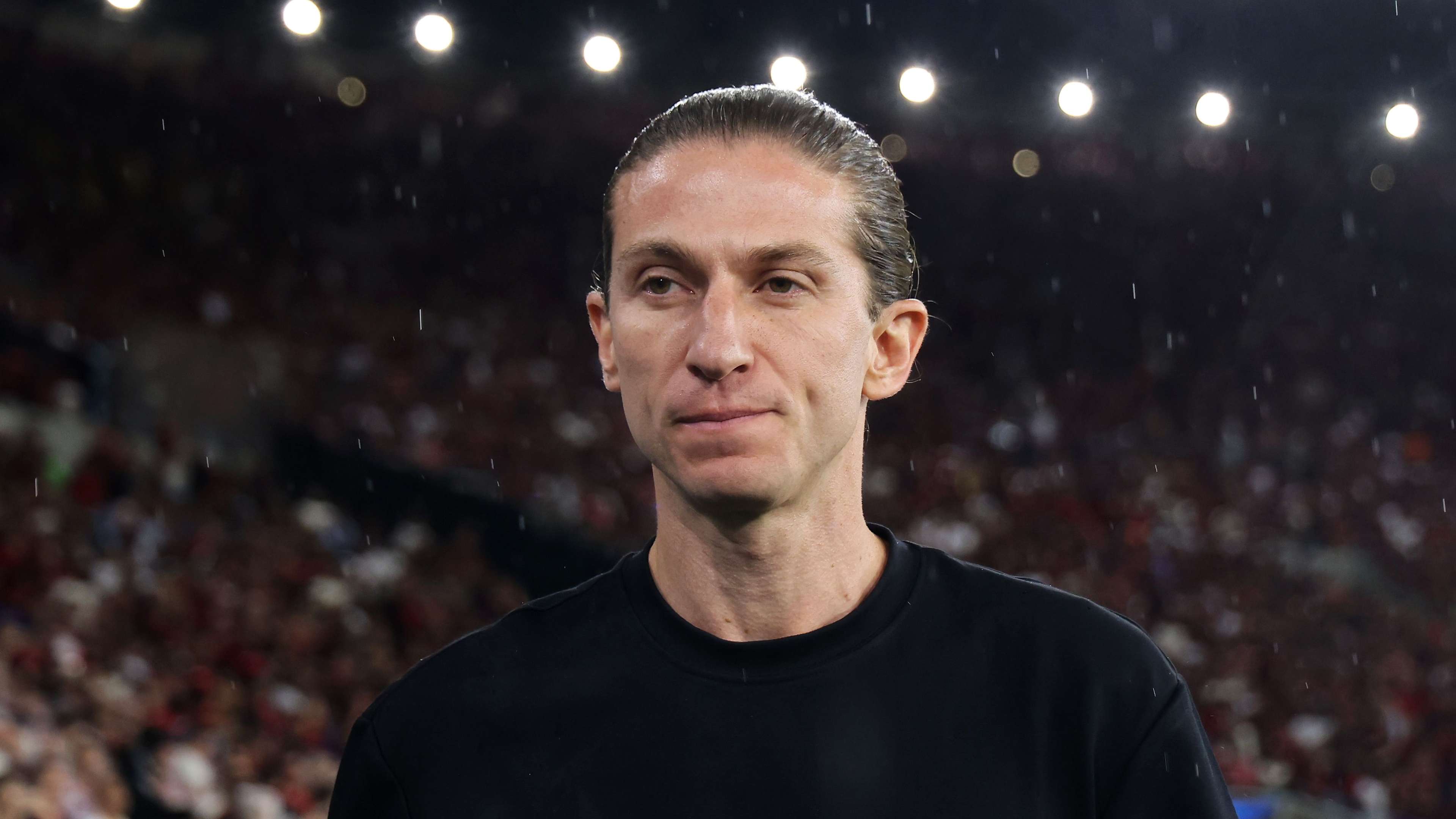 Filipe Luis in Talks to Become Bayer Leverkusen Manager