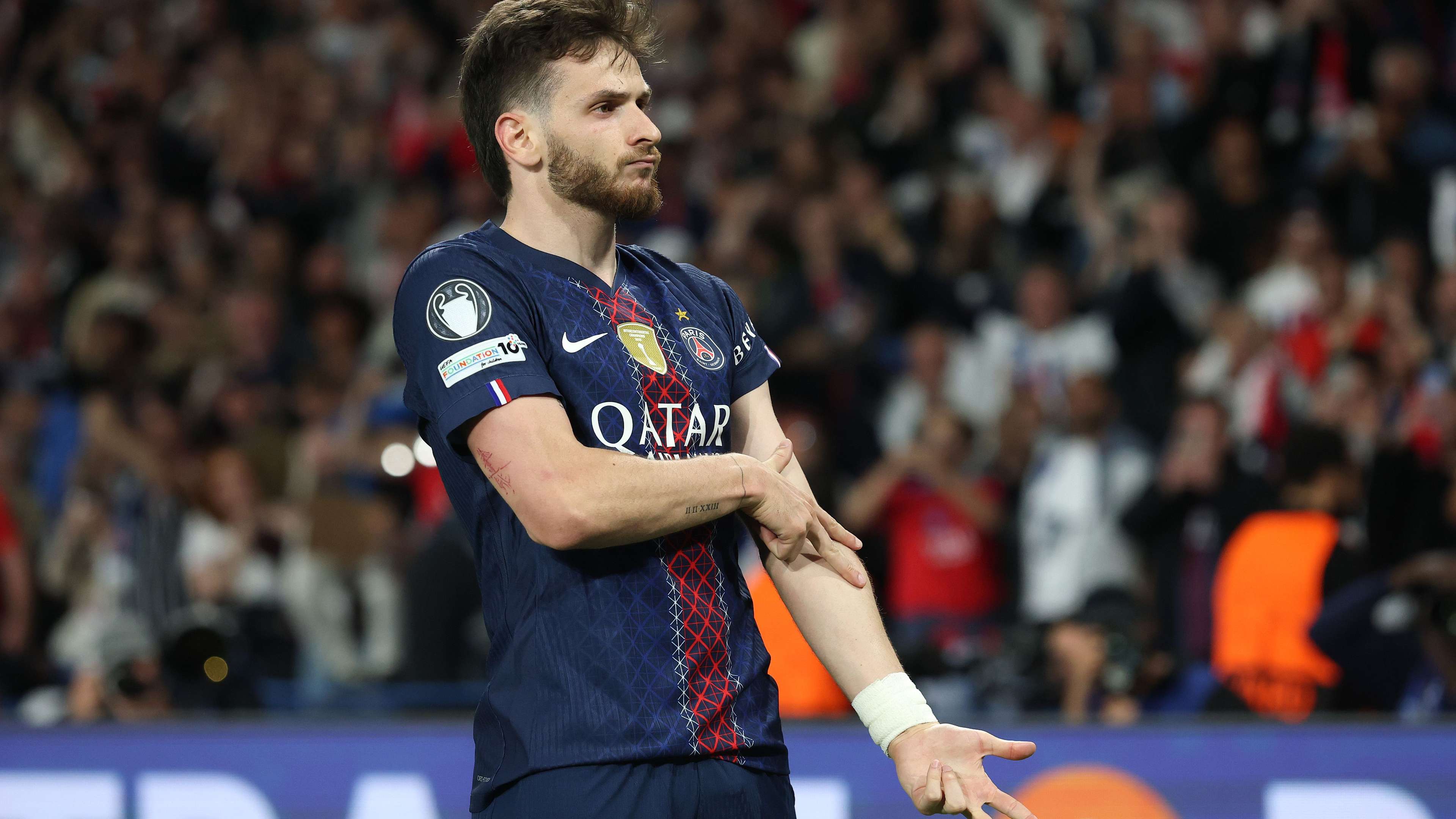 Kvaratskhelia Ballon d'Or Hopes Hit by World Cup Absence,