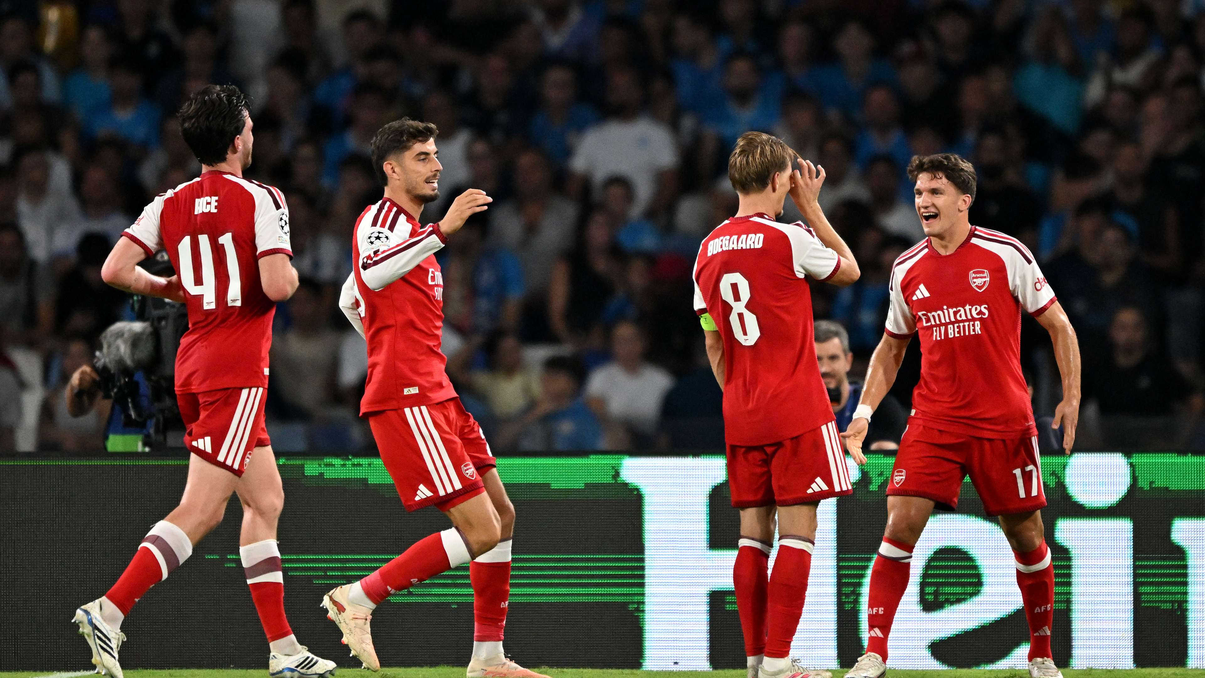 Odegaard Thunderbolt Seals Arsenal Victory at Napoli in