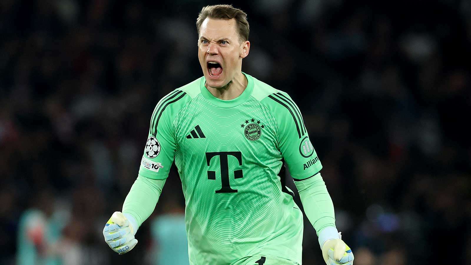 Manuel Neuer Extends Bayern Munich Contract Until 2027 on