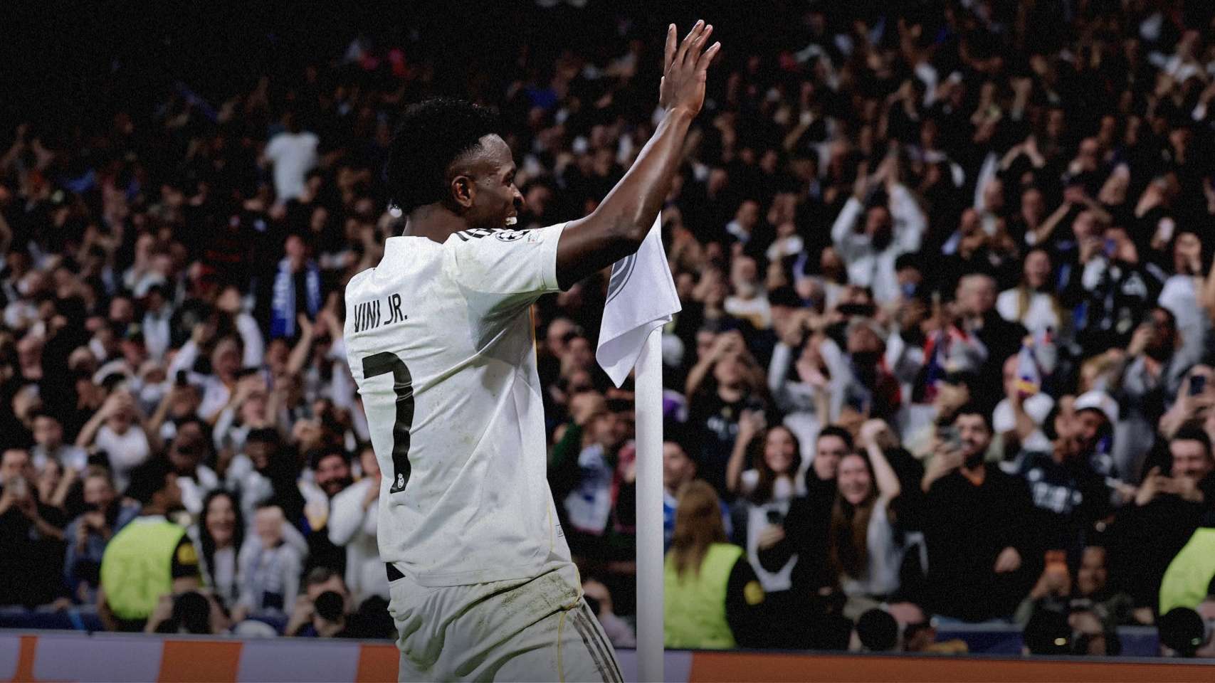 Arsenal Eyes Vinicius Junior if Real Madrid Contract Talks