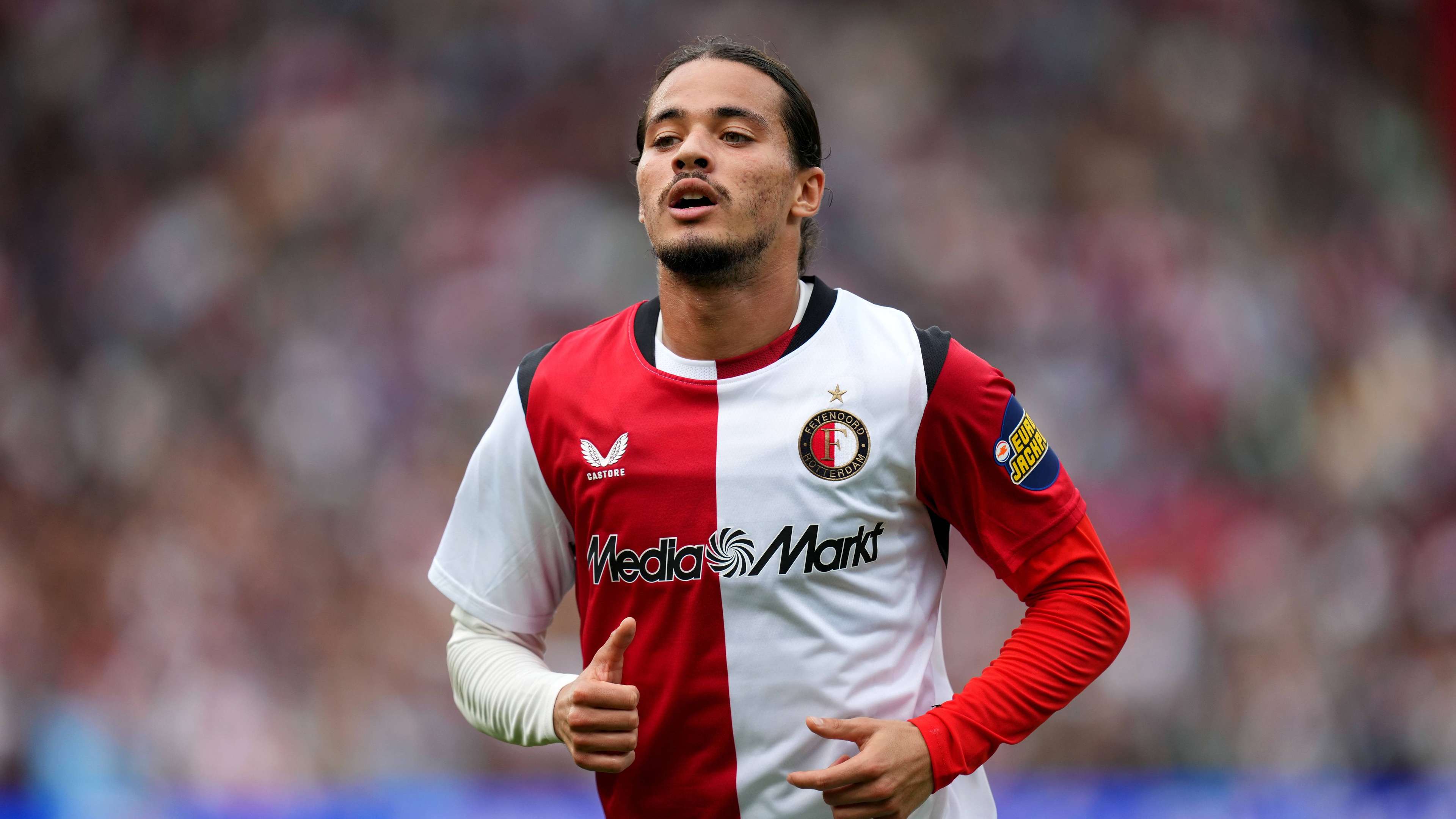 Hadj Moussa Rejoins Feyenoord for Barcelona Champions League