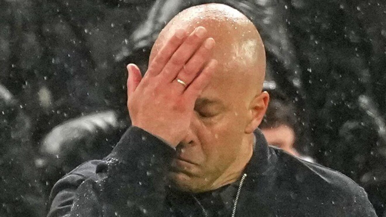 Arne Slot's Transfer Window Message Raises Red Flags at