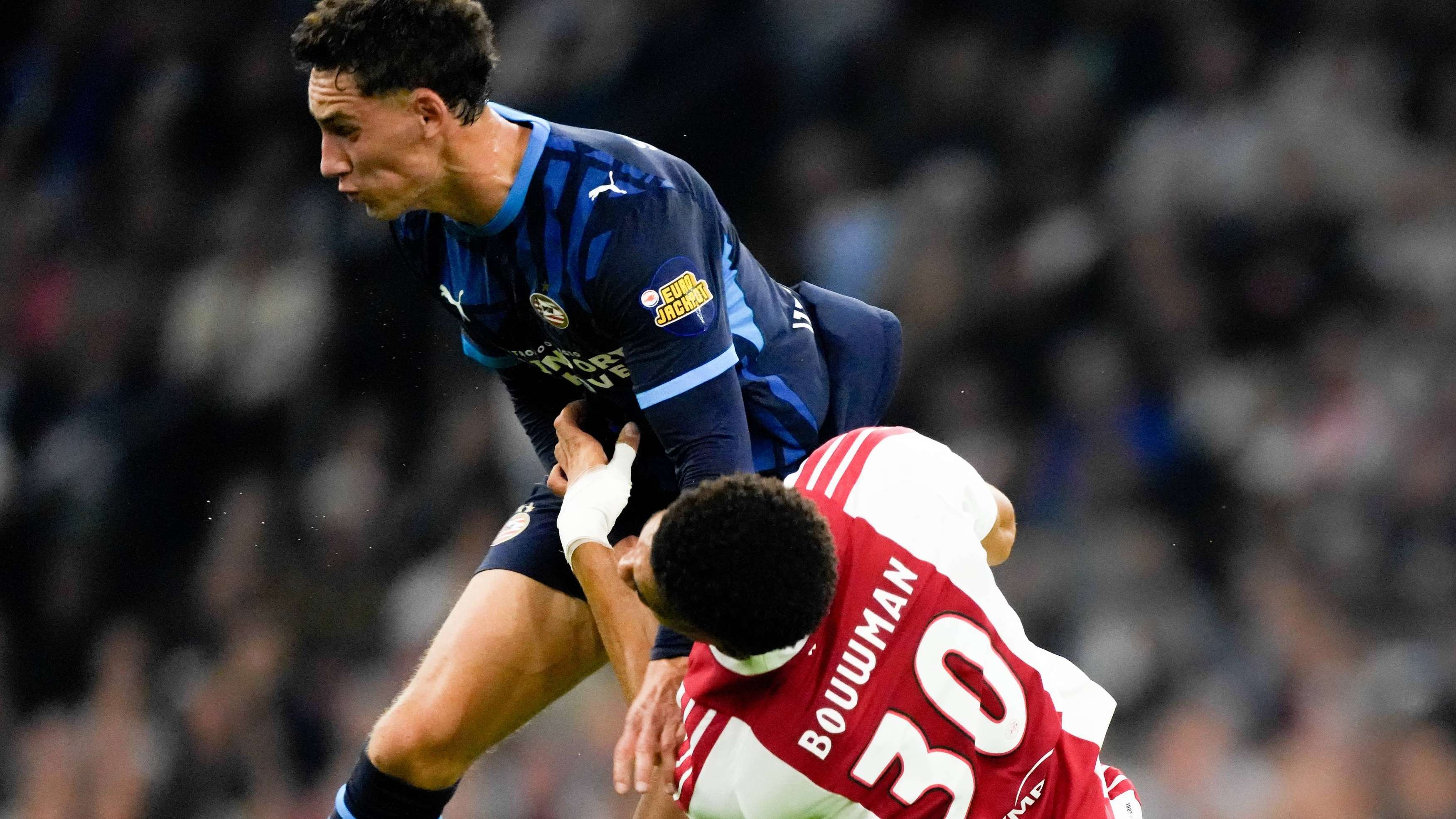 Van Bommel Red Card Fury: PSV Star Escapes Dismissal in