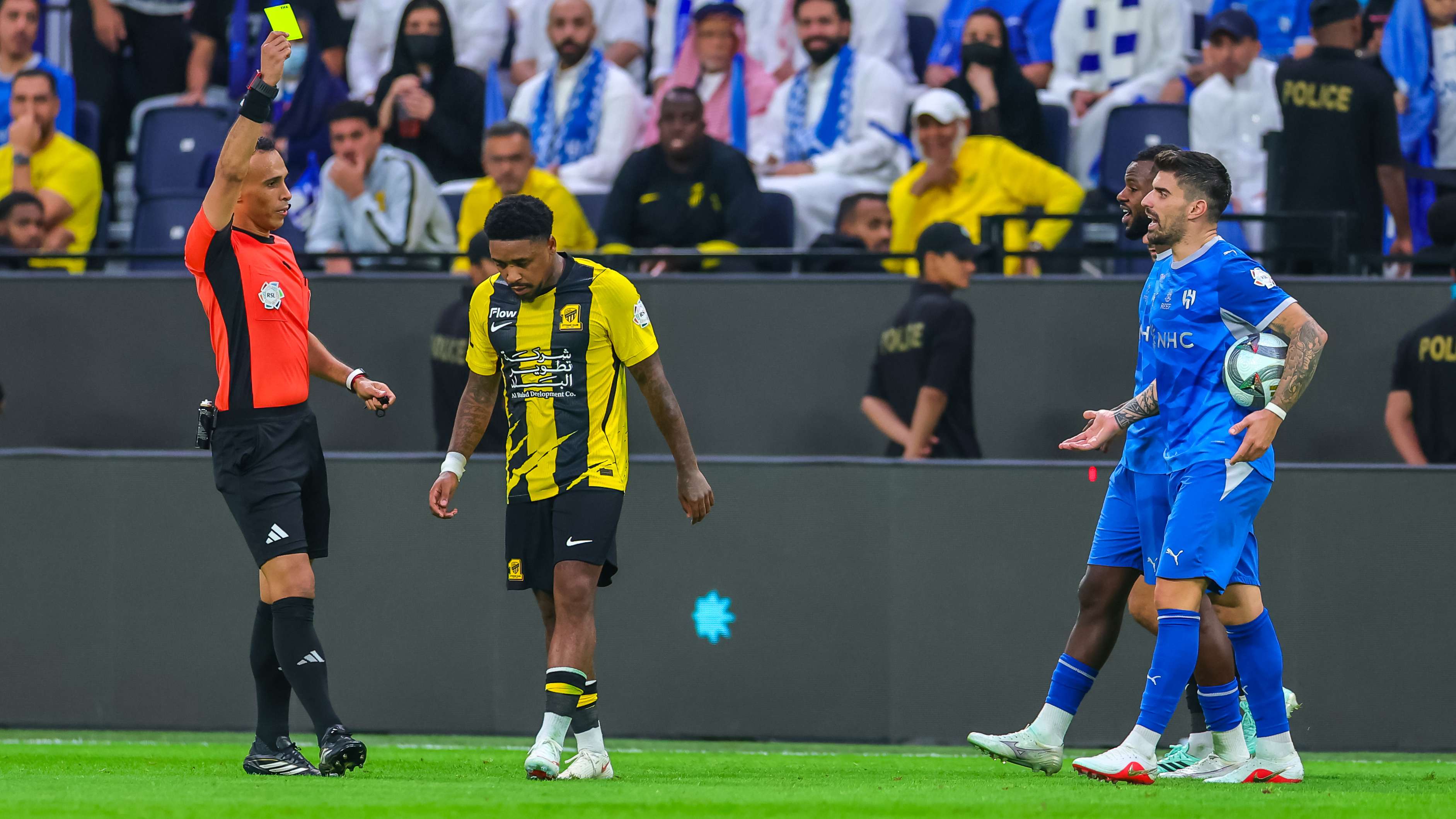 Al-Hilal Beats Al-Ittihad 3-2 Amid Post-Match Chaos and Referee Confrontation