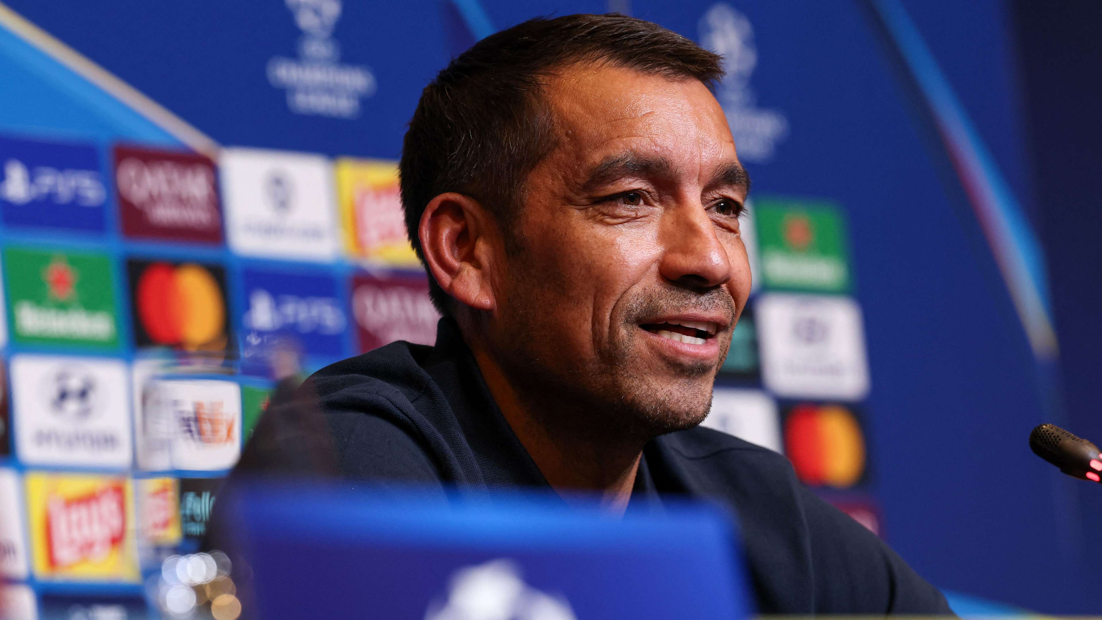 Van Bronckhorst Returns to Barcelona with Feyenoord in
