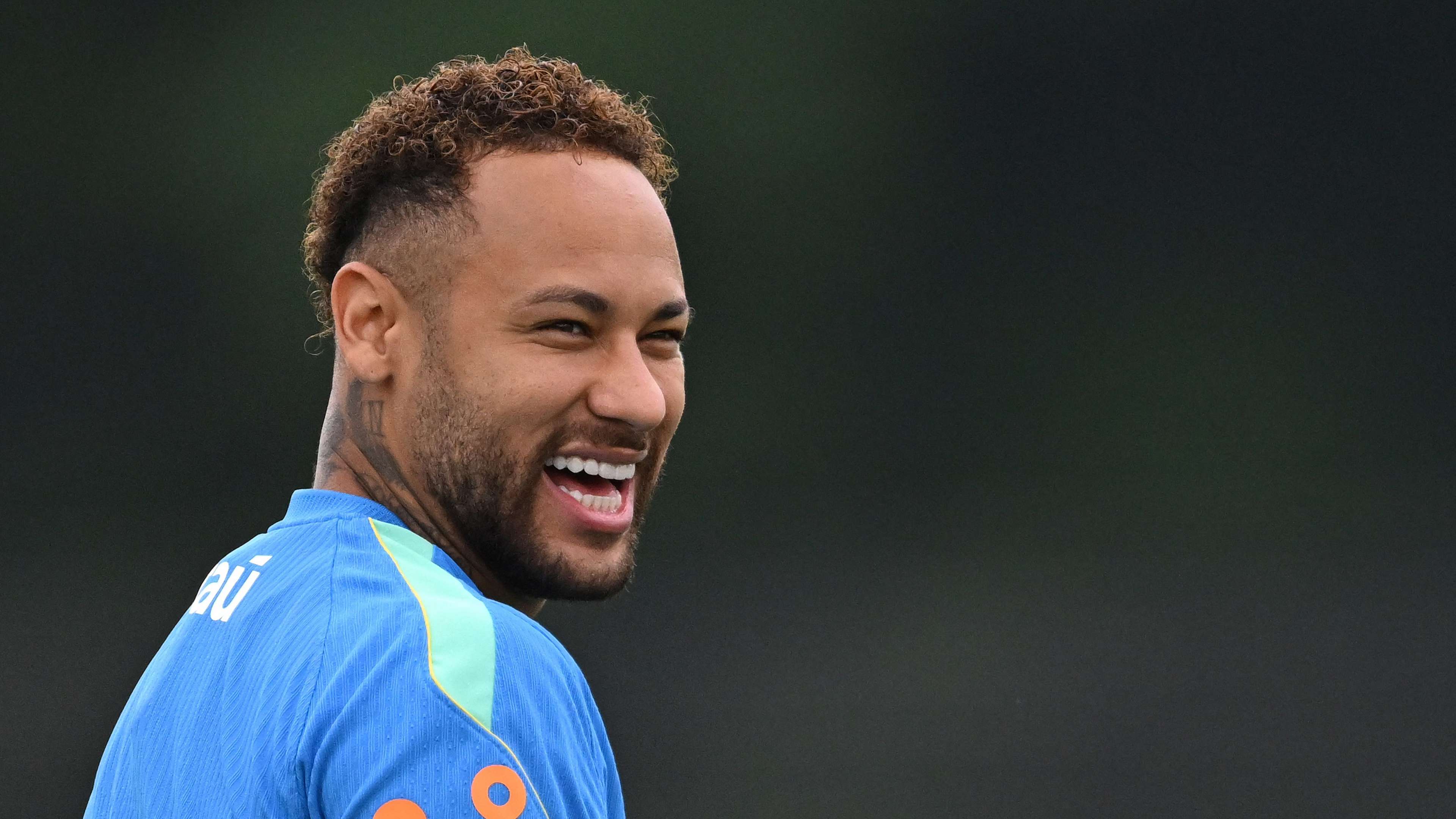 Neymar Returns to Santos Training, Scores Goals Post-World