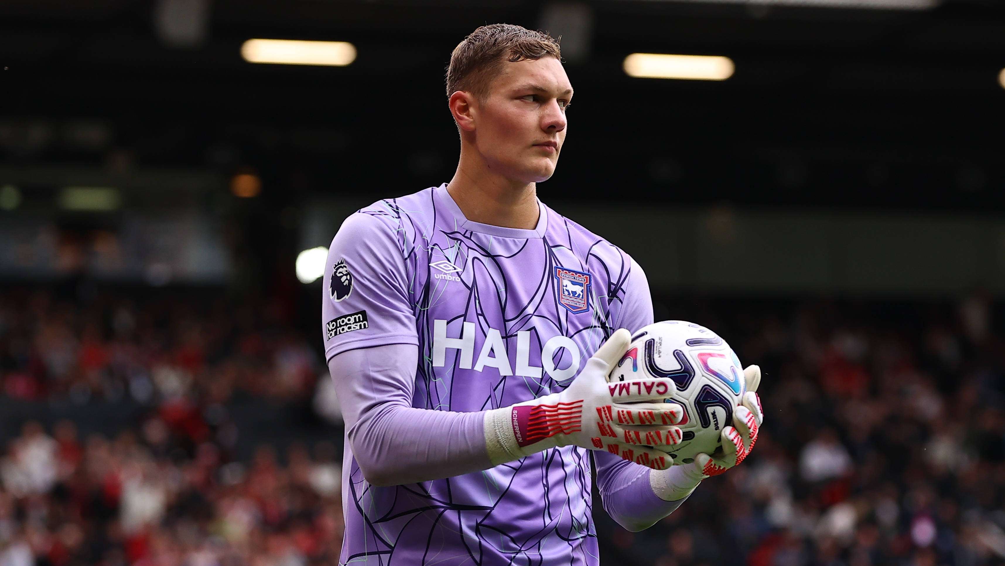 Scherpen Blamed for Both Goals in Ipswich's 0-2 Loss to