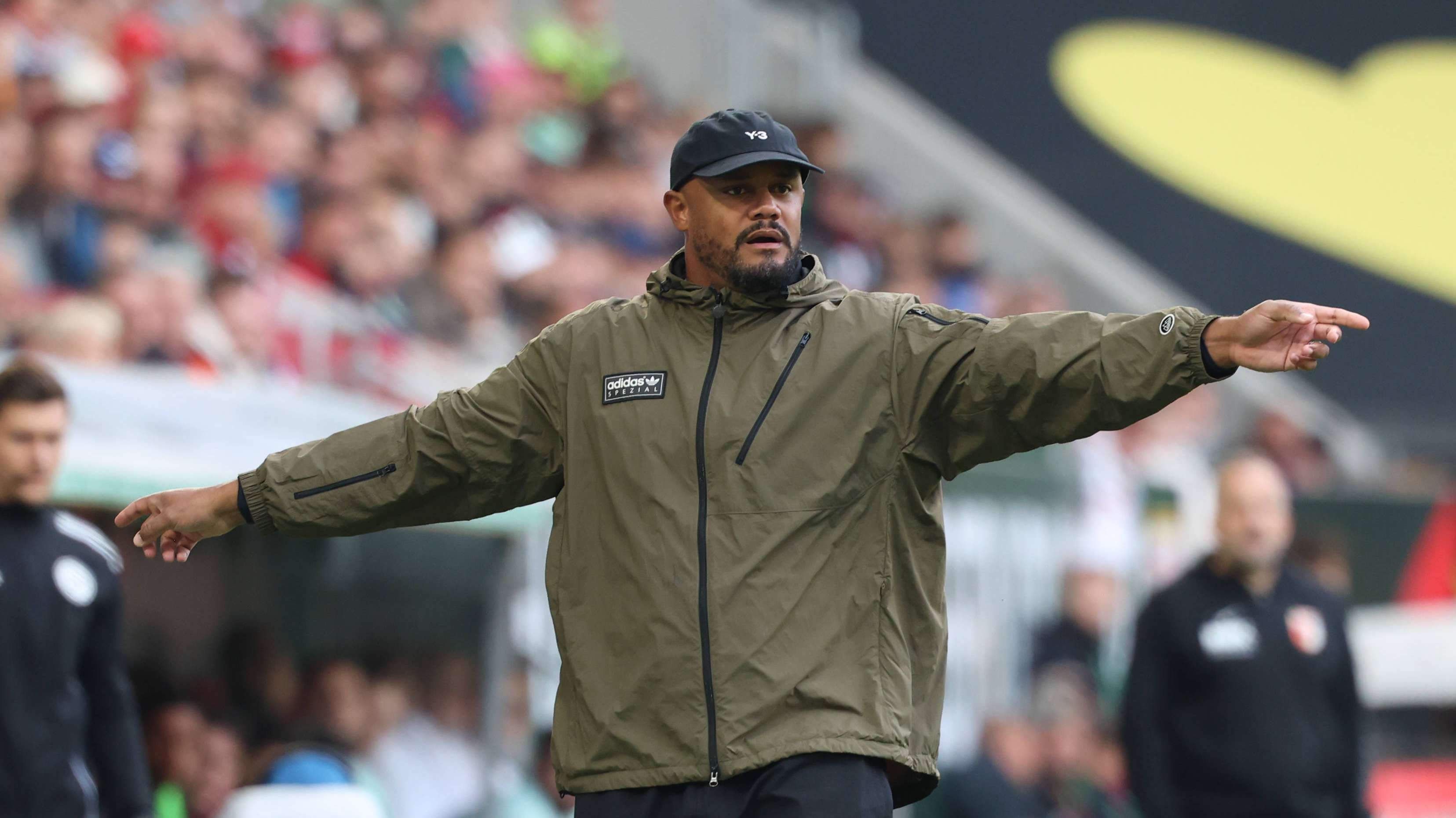 Bayern Munich Draw 2-2 with Augsburg After Four Goals Disallowed