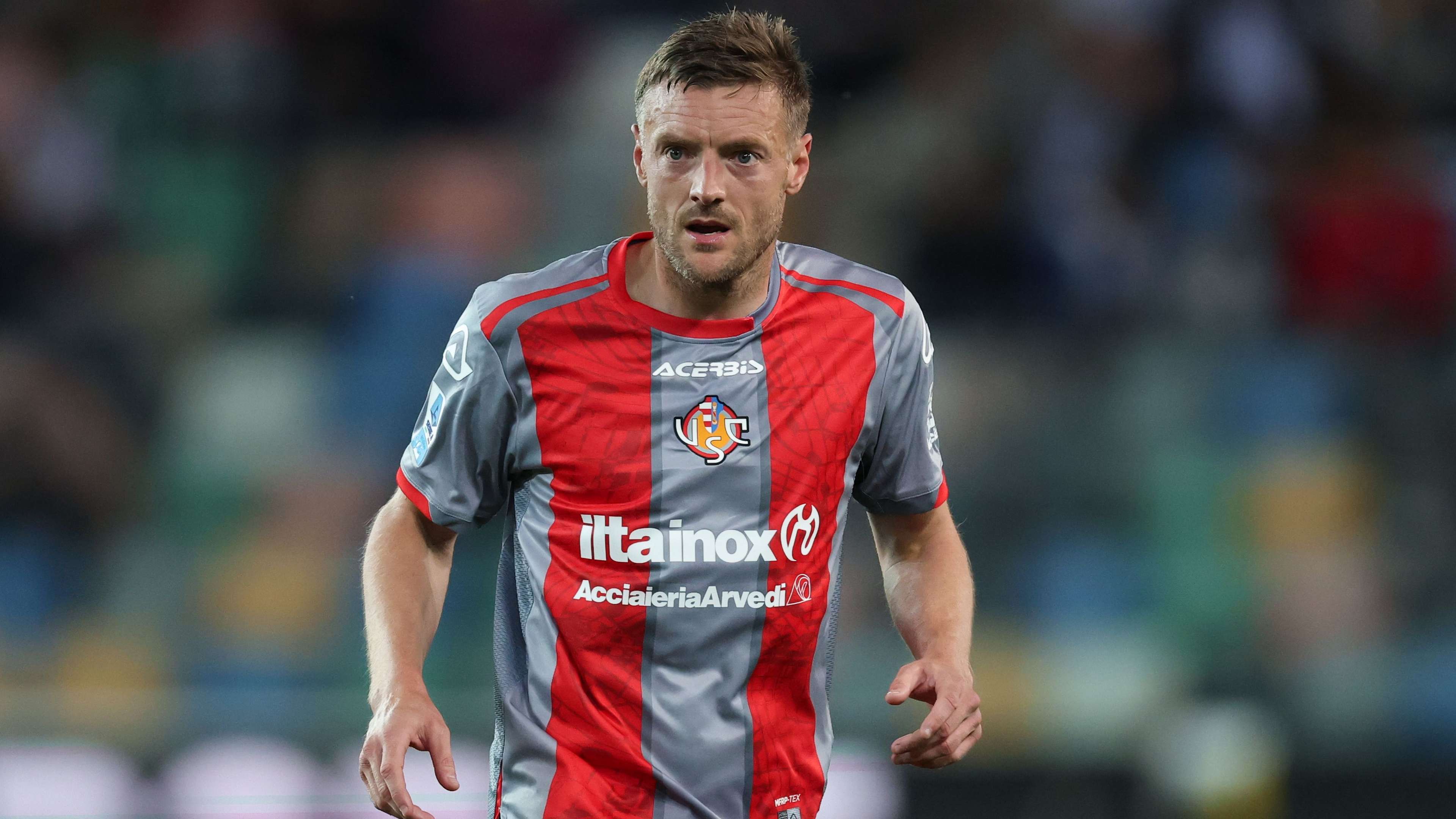 Jamie Vardy Joins Burnley on Free Transfer to Rescue