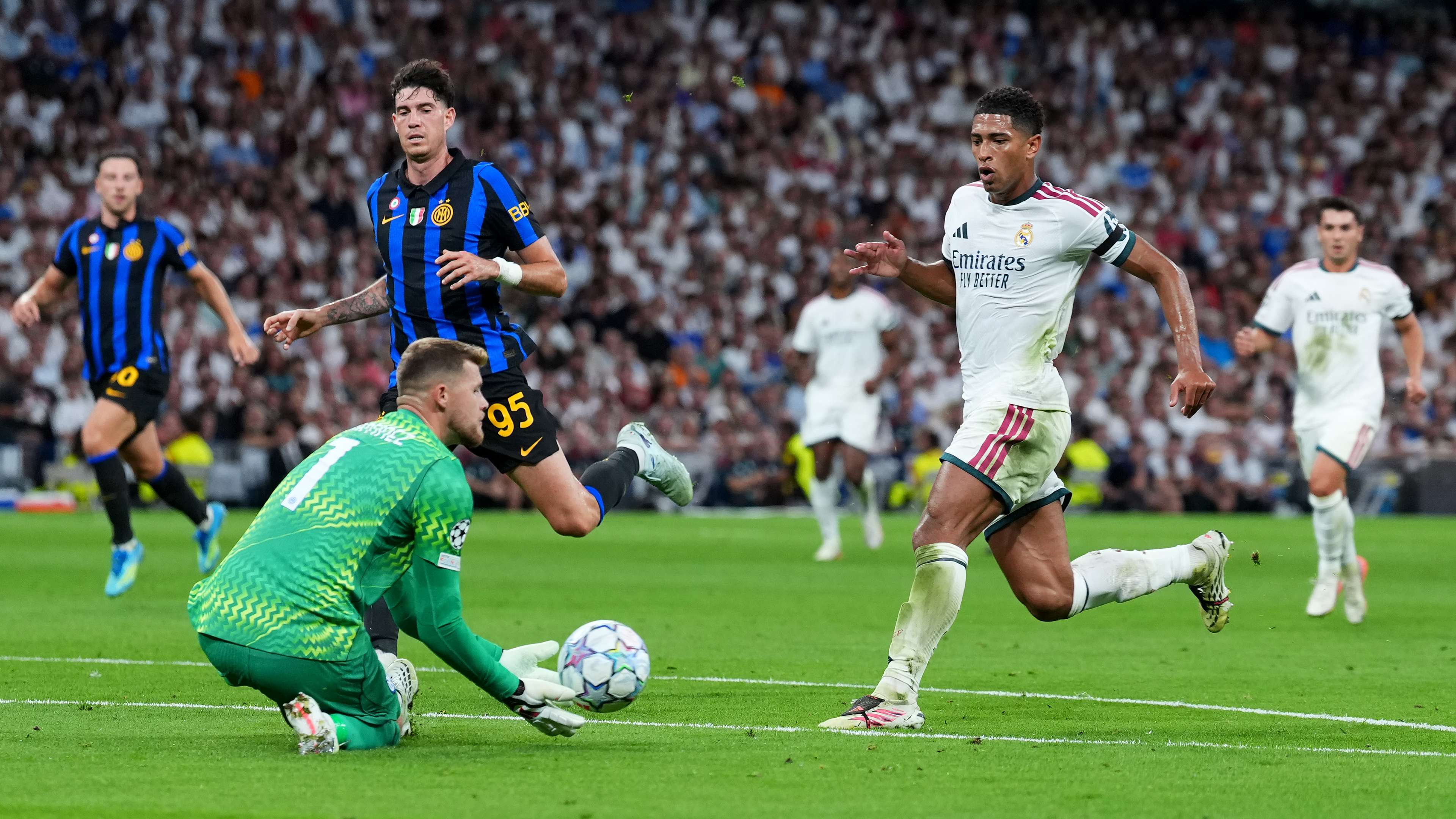 Martinez Howler Hands Real Madrid 2-0 Lead Over Inter in
