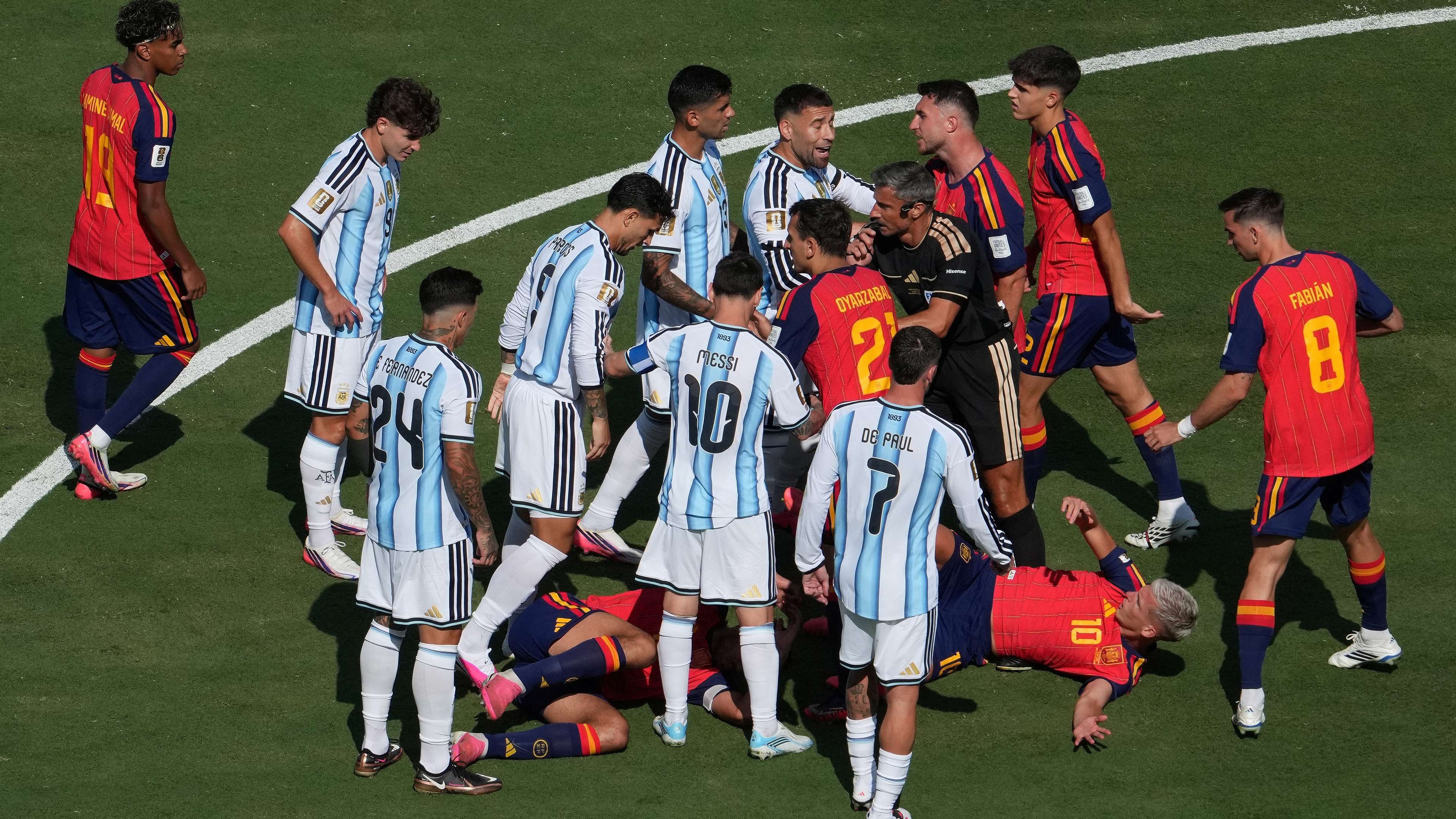 Ayala Breaks Silence on Olmo Incident After World Cup Final