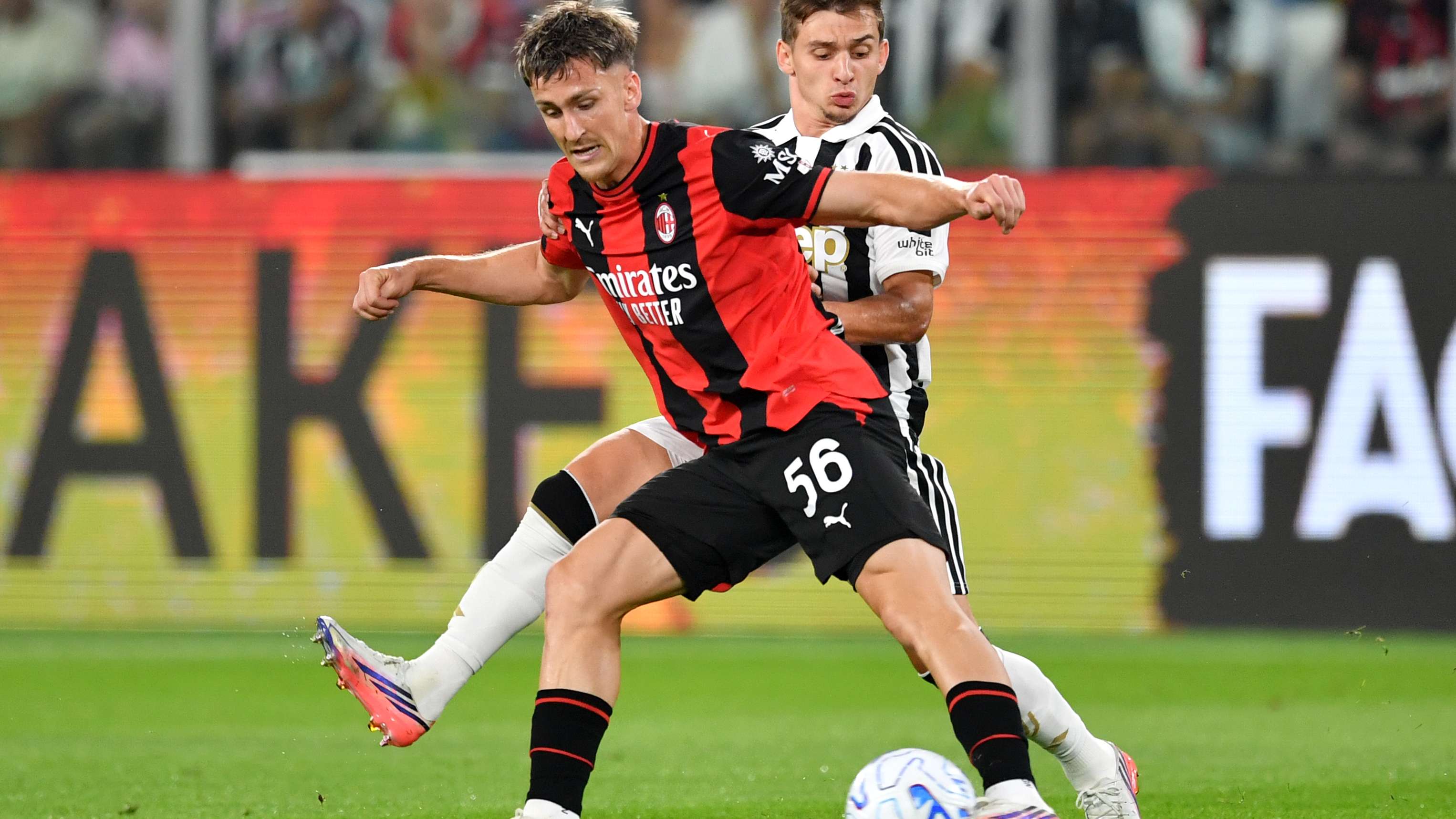 AC Milan's Attacking Midfield Crisis: Amorim Searches for