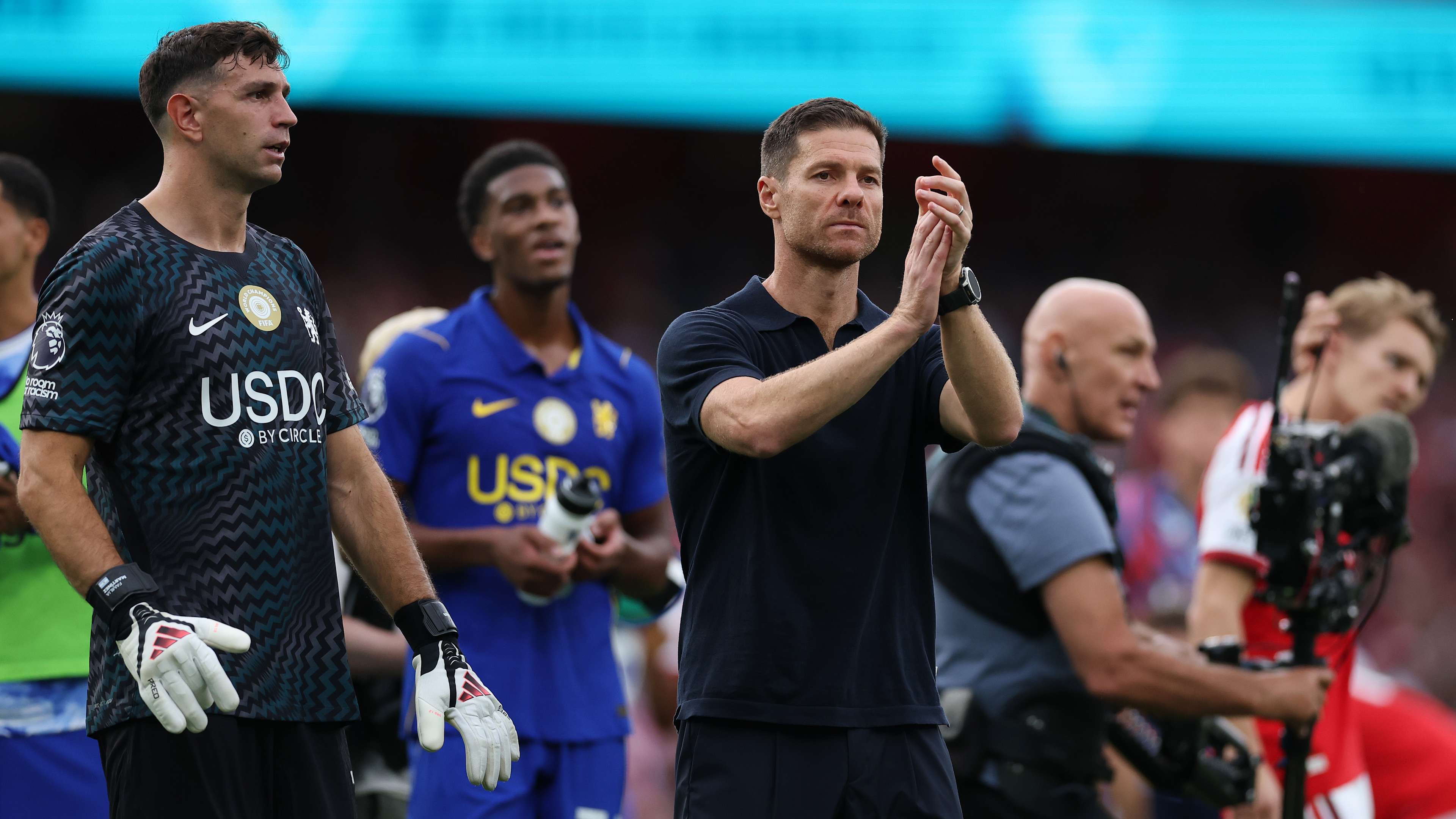 Chelsea's Midfield Crisis: Two Right-Backs Exposed in