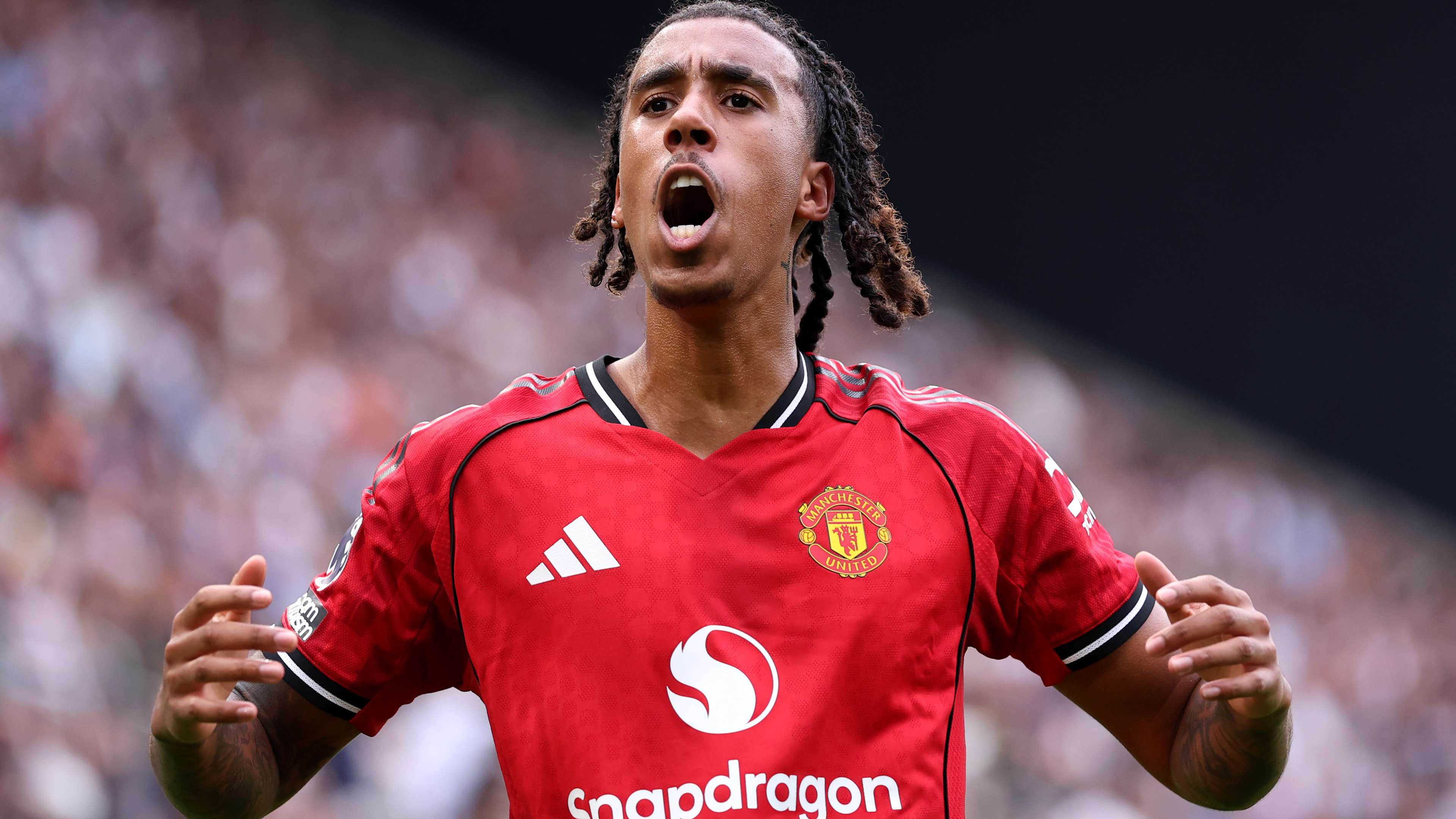 Maguire Backs Yoro to Become Manchester United All-Time Great