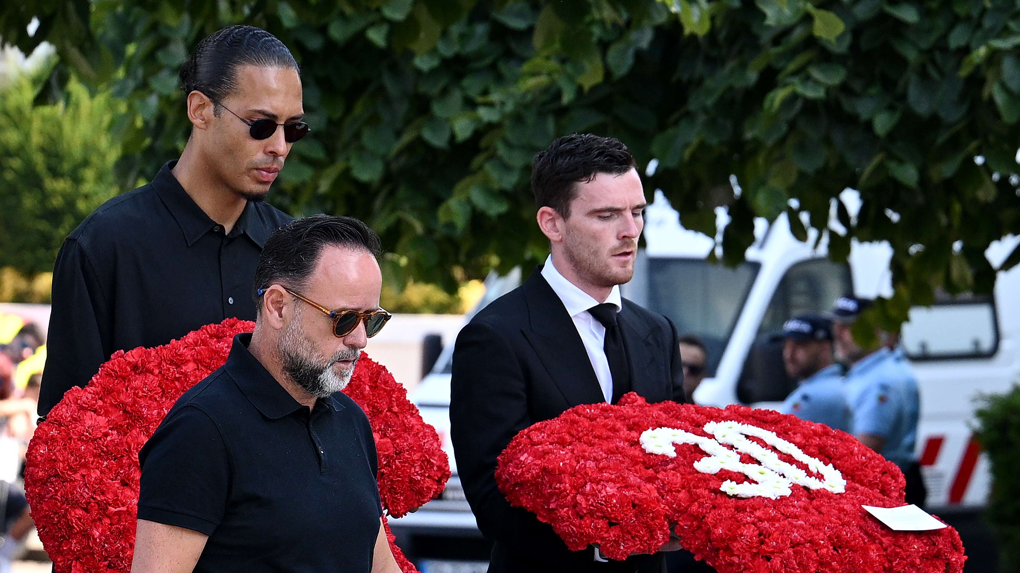Robertson on Jota's Death: Liverpool Squad Faced Unbearable