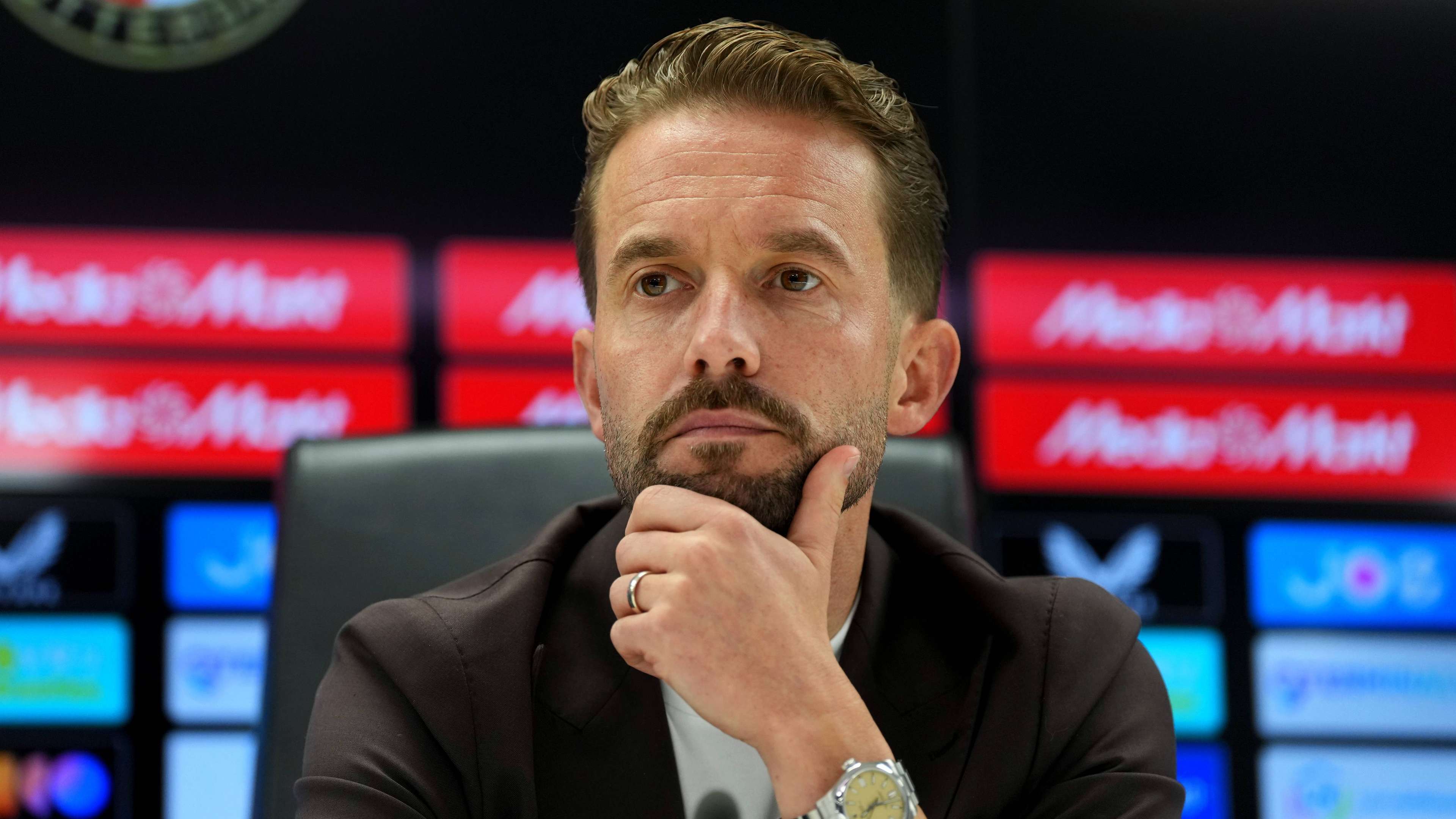 Dévy Rigaux Under Scrutiny at Feyenoord: Transfer Strategy