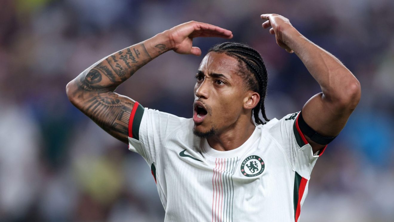 Chelsea Rejects Barcelona Interest in Joao Pedro, Plans