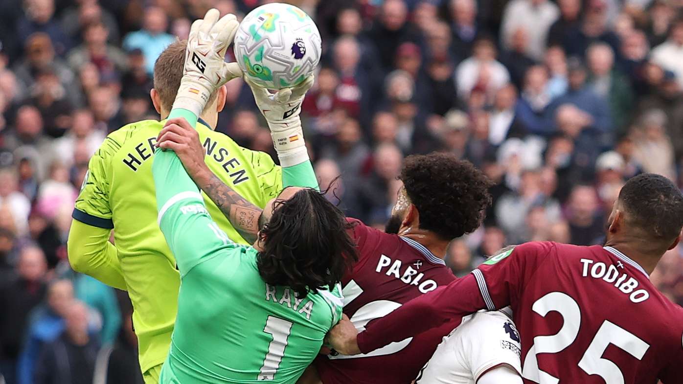 Guardiola Dismisses VAR Controversy as City Chase Arsenal in