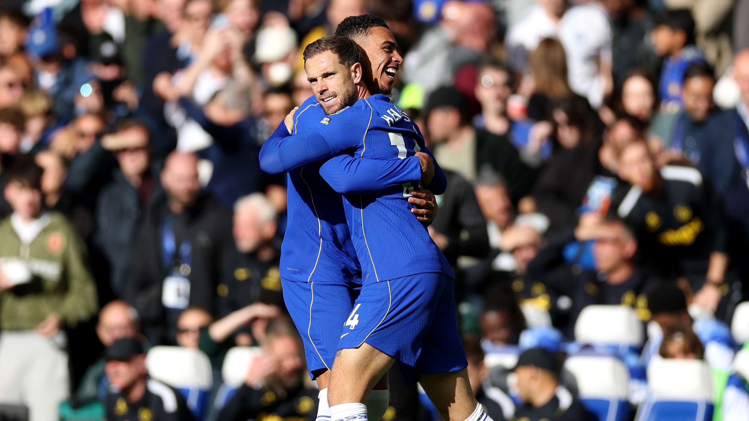 Chelsea Makes Premier League History with Two Goals in 180