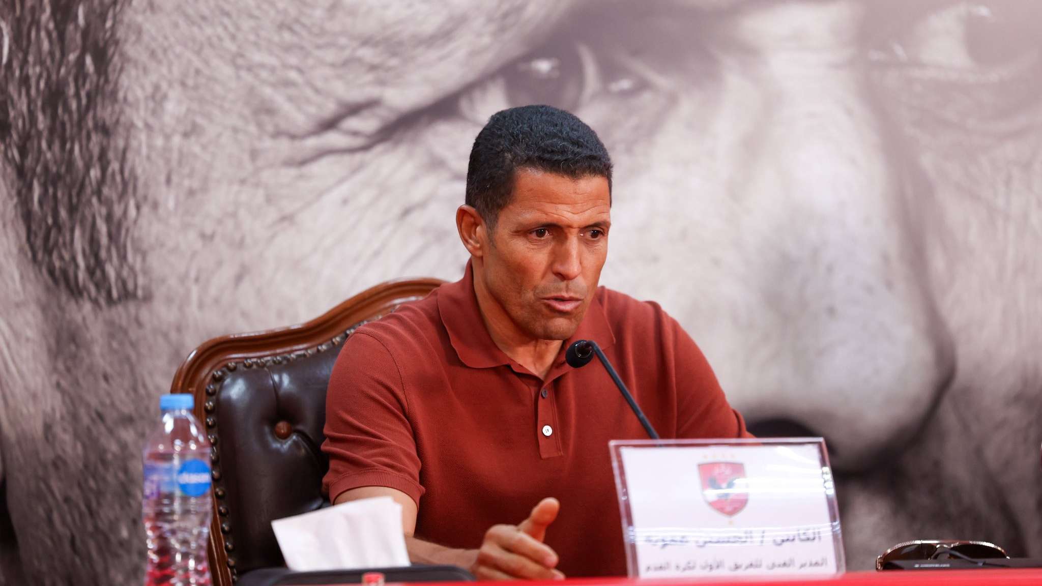 Al-Ahly Midfielder Defends Coach Ammouta After Sideline