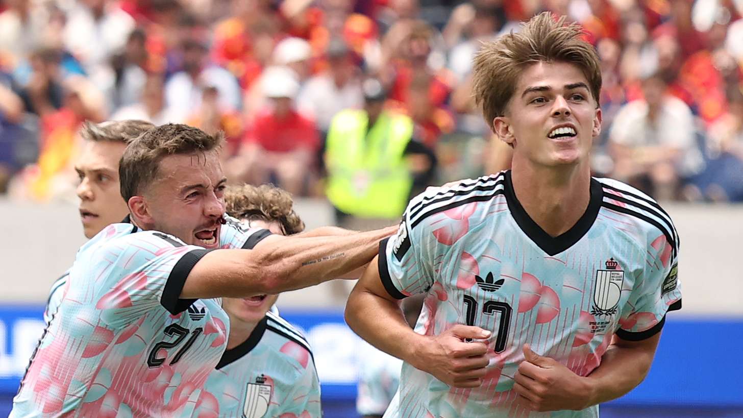 Bayern Munich and PSG Target Atalanta's De Ketelaere for €50m