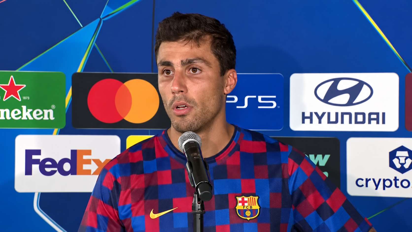 Rodri Apologizes to Valencia After Controversial Bench