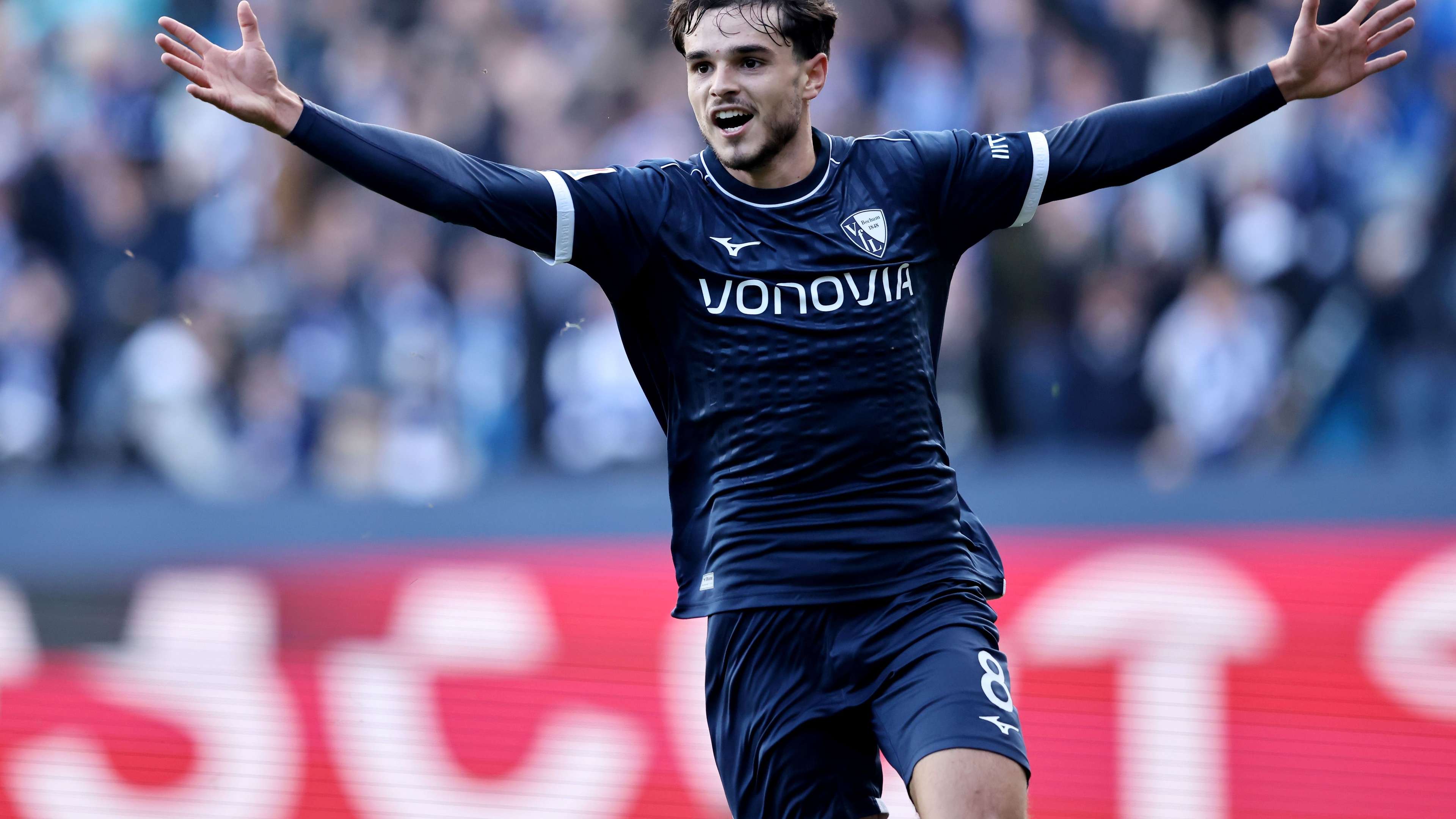 Kjell Wätjen's Loan Move Backfires: BVB's Bochum Gamble