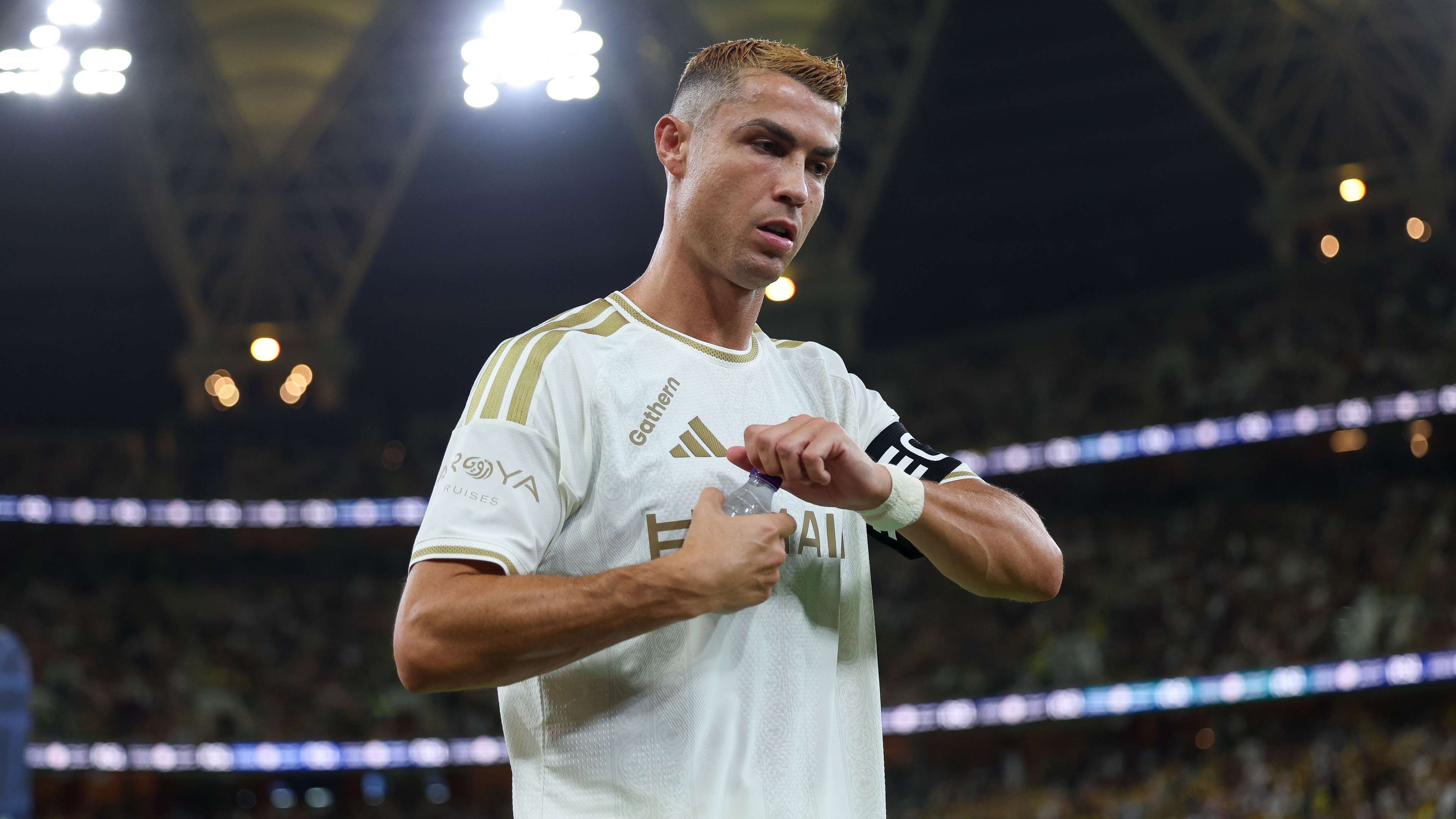 Danilo Pereira Breaks Silence on Ronaldo's Tactical "Spying"