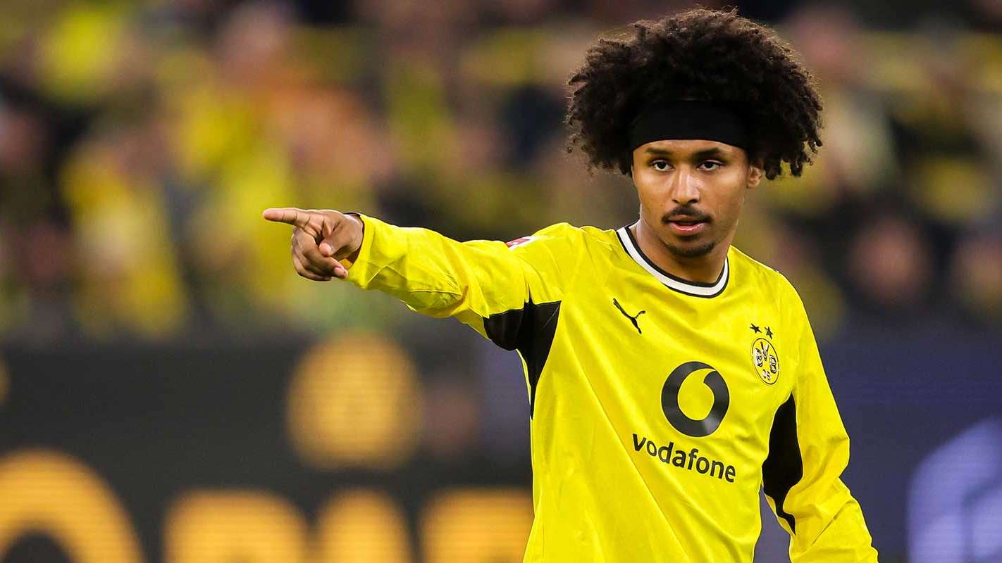 Barcelona Sign Karim Adeyemi from Dortmund for €29m on