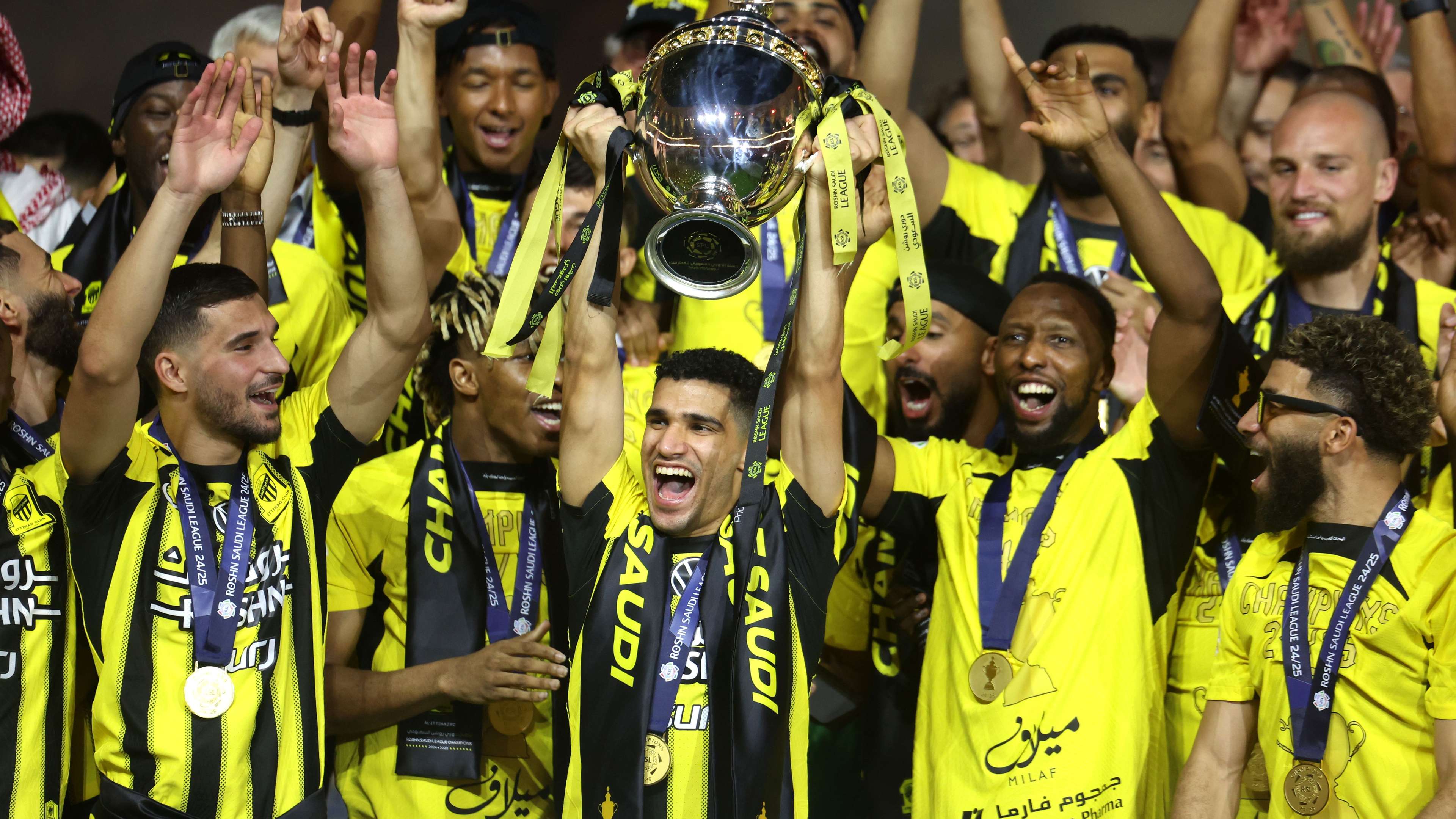 Al-Ittihad Injury Crisis Deepens: Al-Ghamdi Out with ACL Tear