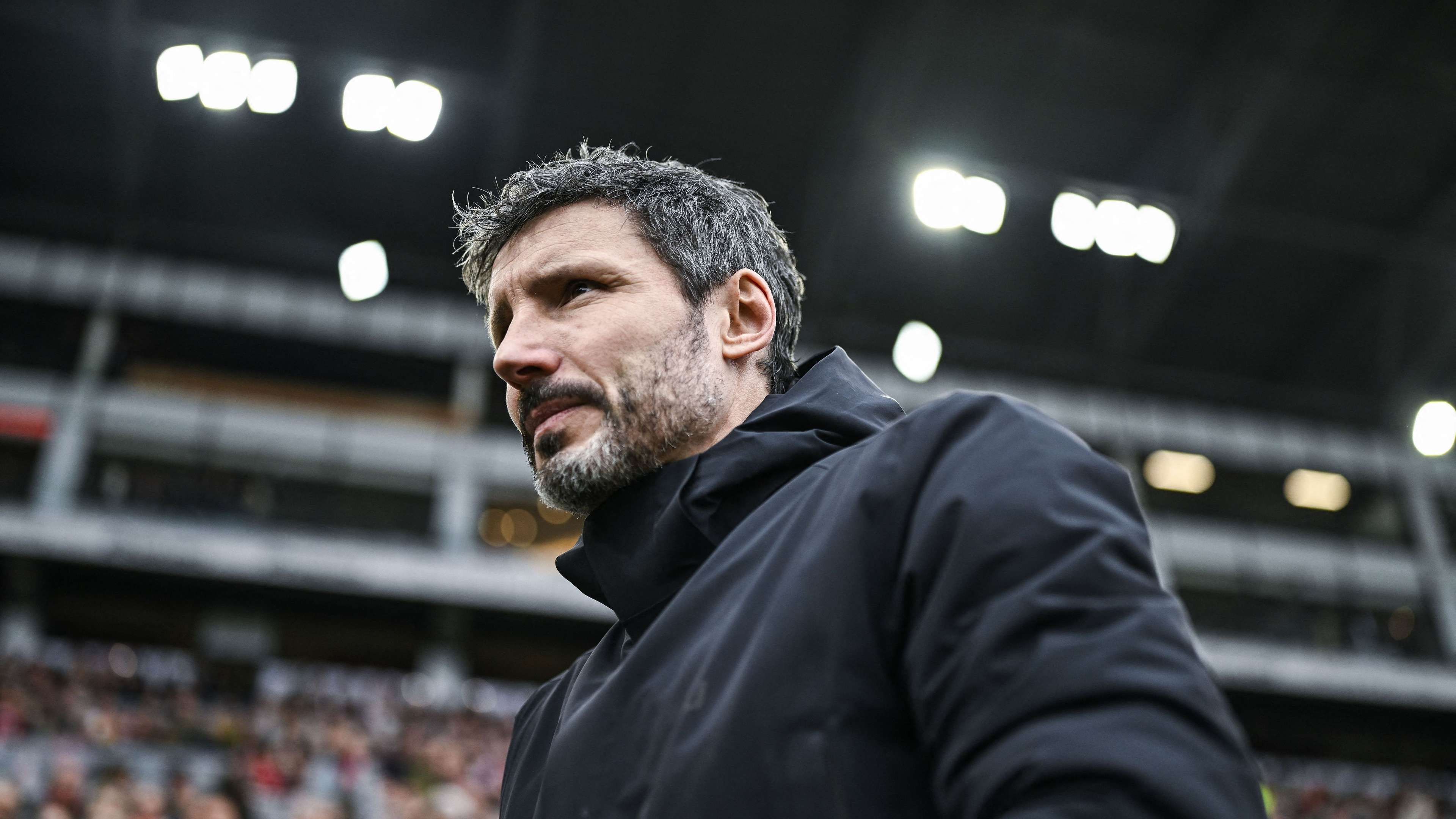 Van Bommel Faces French Language Barrier as Belgium Coach
