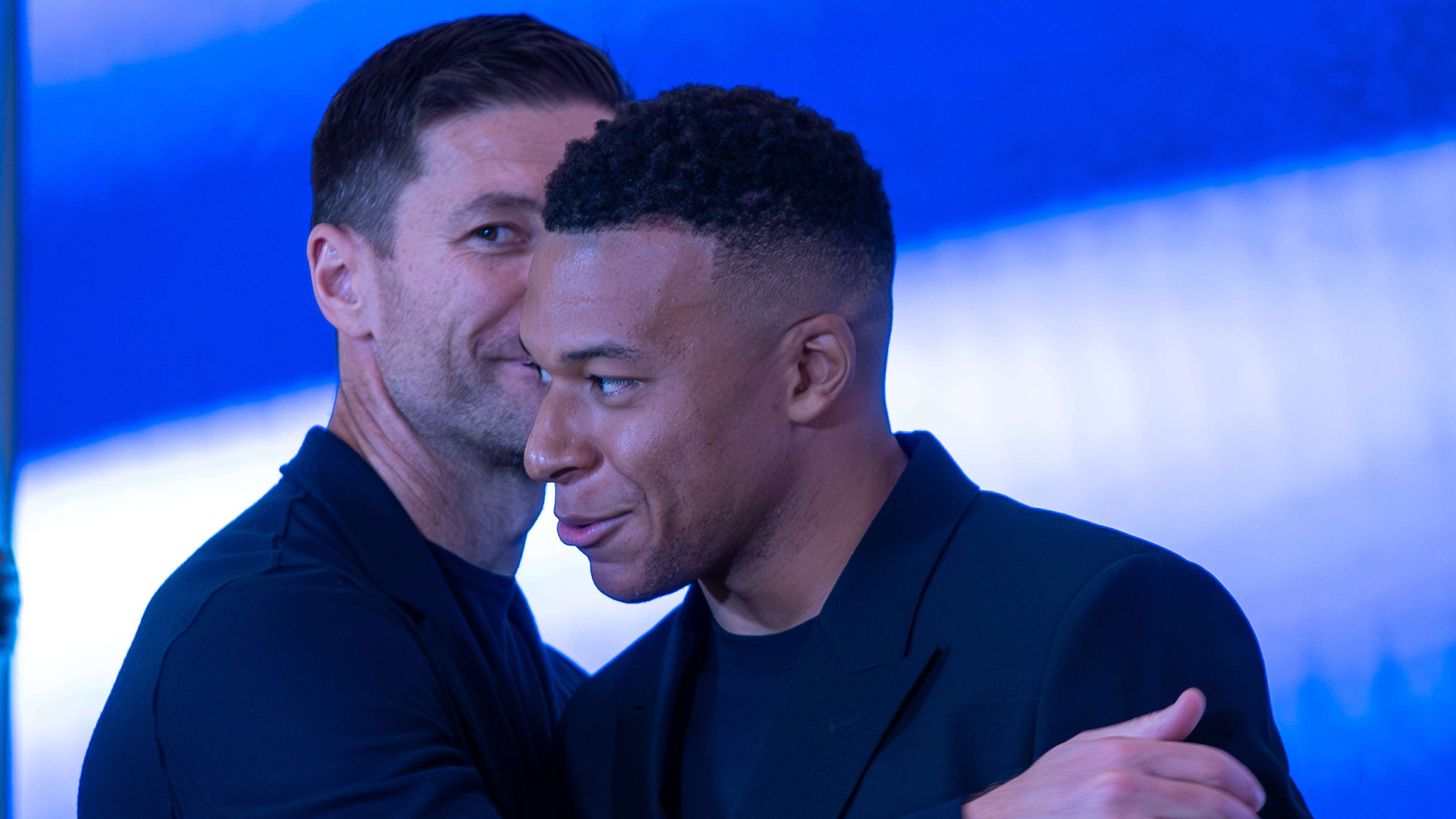 Xabi Alonso Seeks Mbappe's Advice as Chelsea's Kone Deal