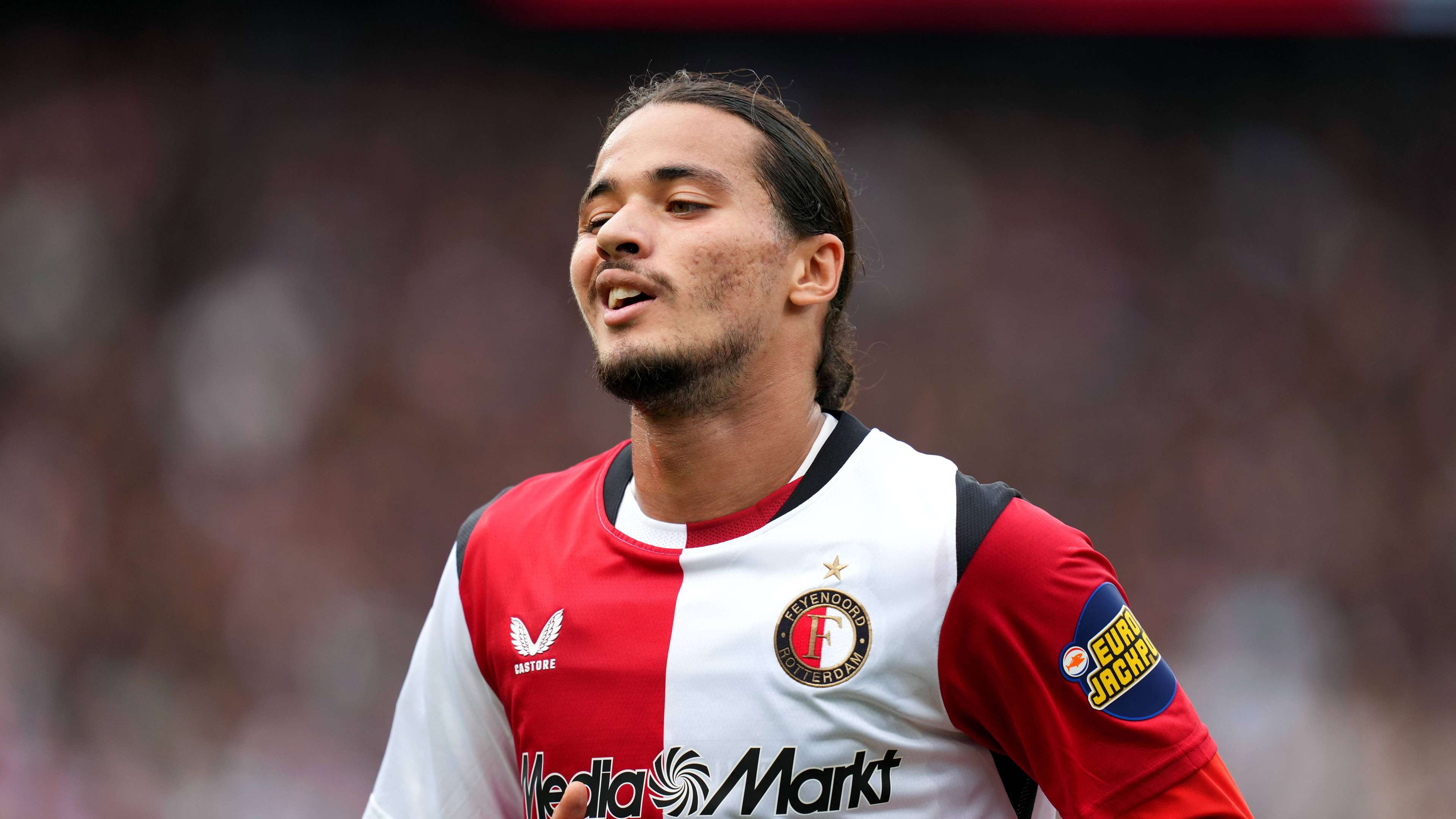 Hadj Moussa Refuses to Play for Feyenoord Over Saudi Transfer