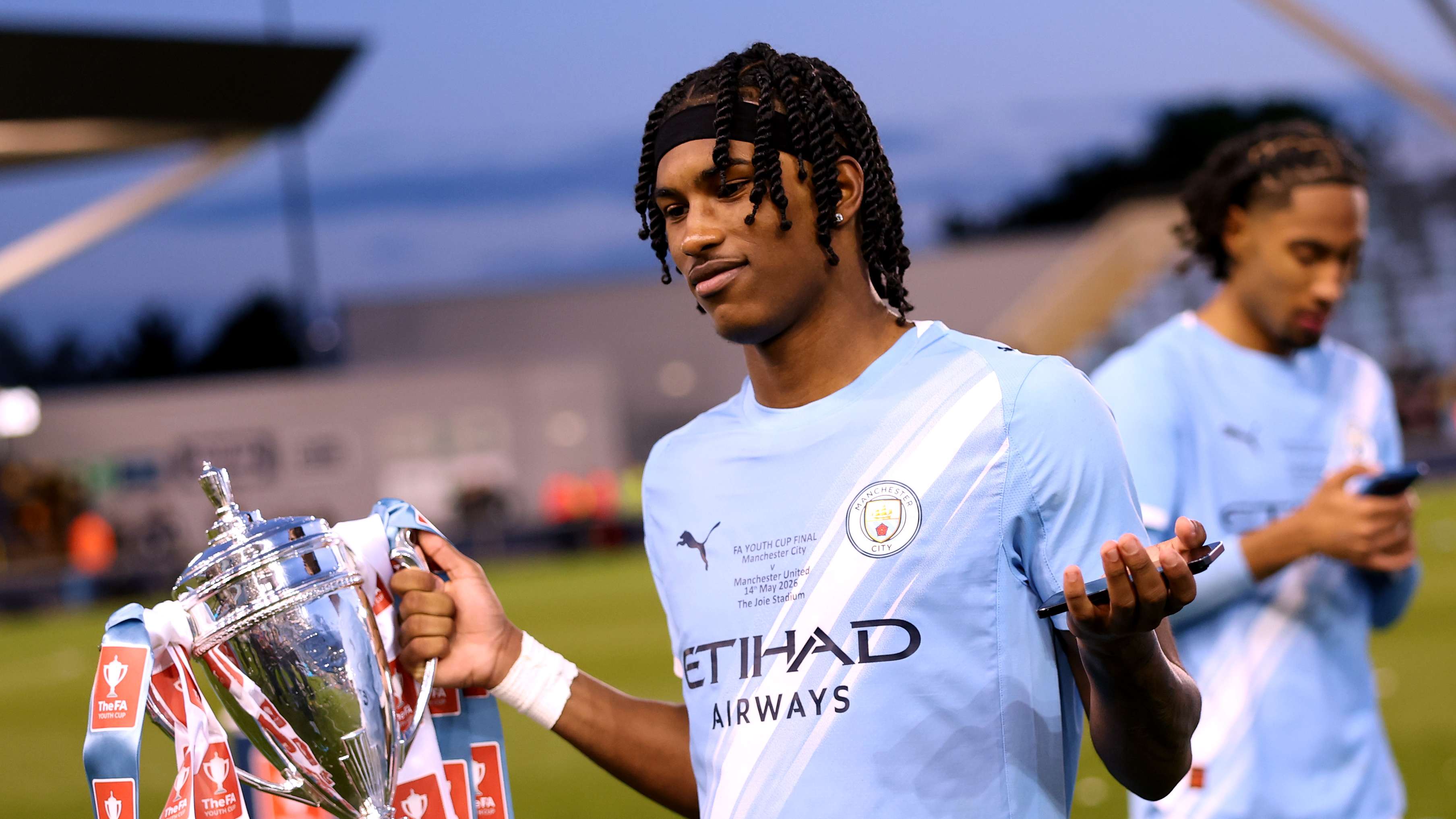 Man City Win FA Youth Cup as Heskey Stuns United in Derby