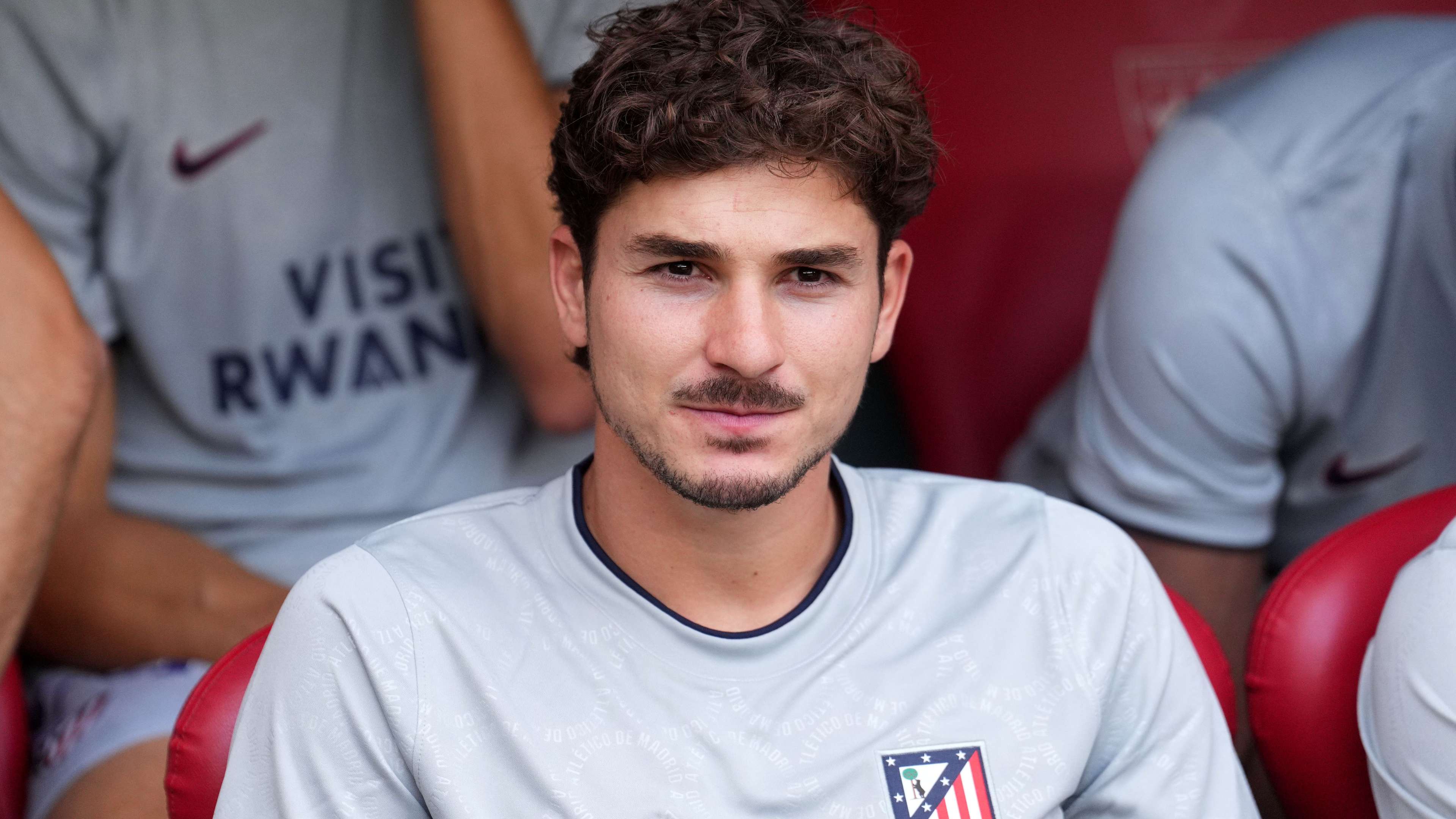 Deco Reveals Barcelona's Álvarez Offer: Behind-the-Scenes
